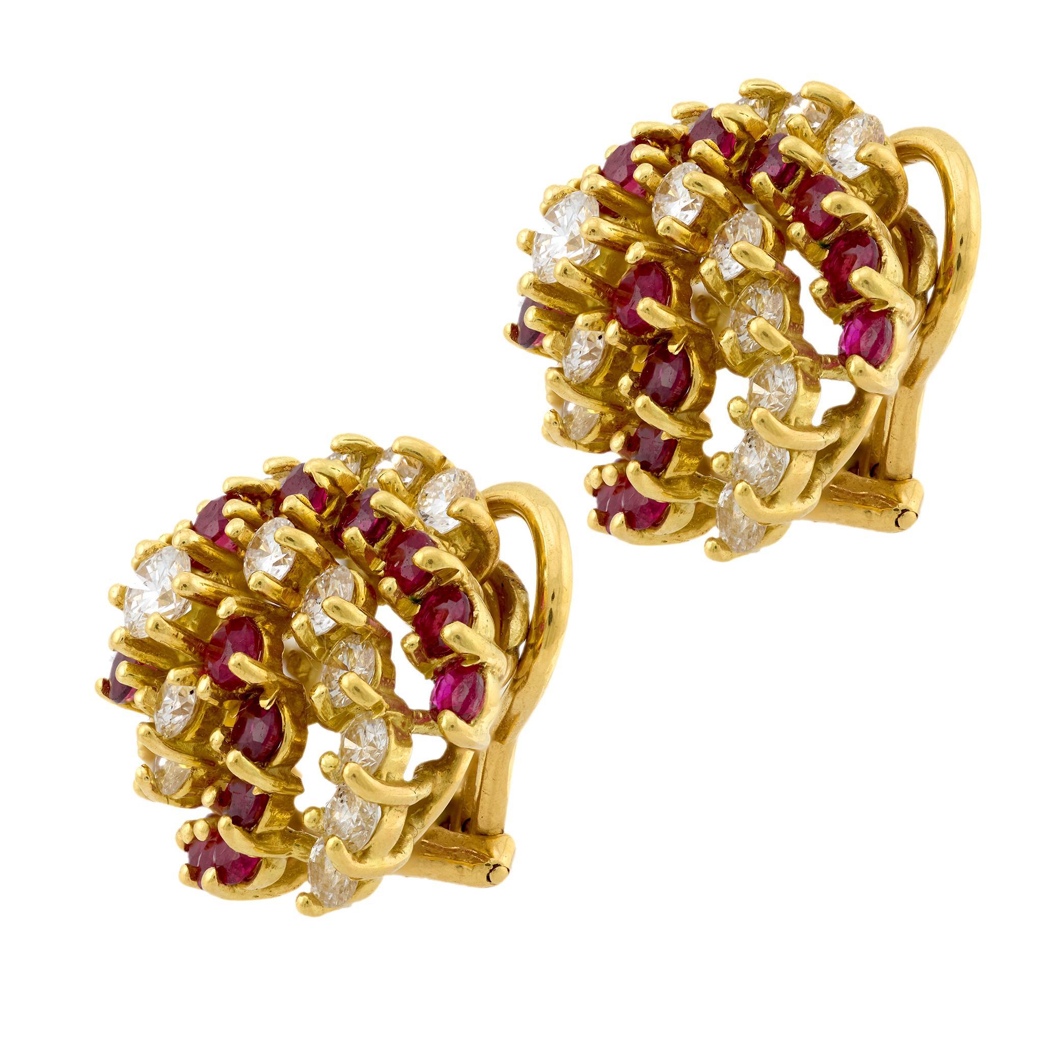 Modern Vintage 4.60 carat total weight ruby and diamond 18k yellow gold earrings For Sale