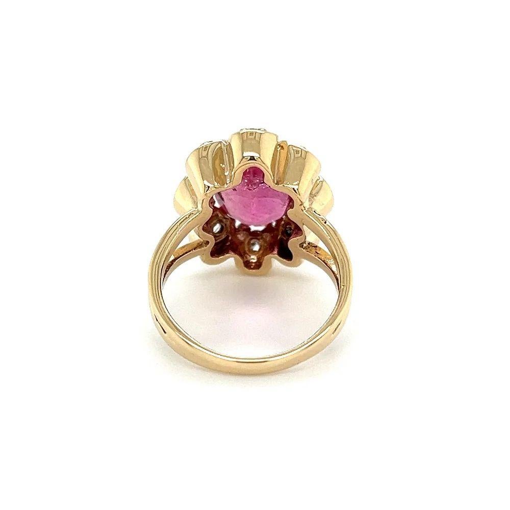 Vintage 4.75 Carat Oval Rubellite Tourmaline Diamond Gold Cocktail Ring In Excellent Condition For Sale In Montreal, QC