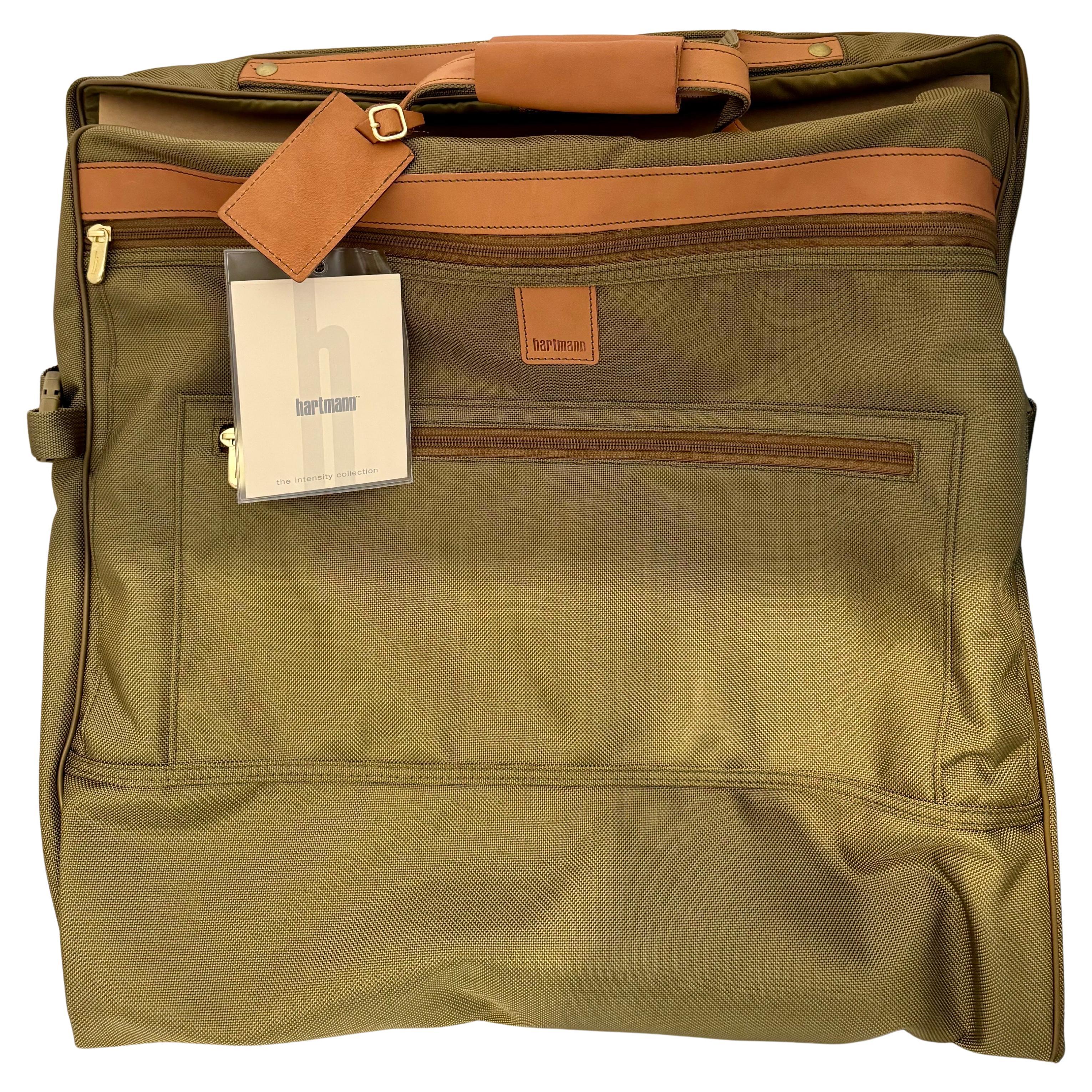 Hartmann vintage 48  Suiter / Sac à vêtements avec poches, neuf dans sa boîte en vente