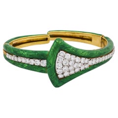 Vintage 4.80 carat diamond 18k gold green enamel bangle