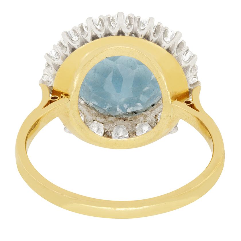 Vintage 4.85 Carat Aquamarine and Diamond Cluster Ring, circa 1950s In Good Condition For Sale In London, GB