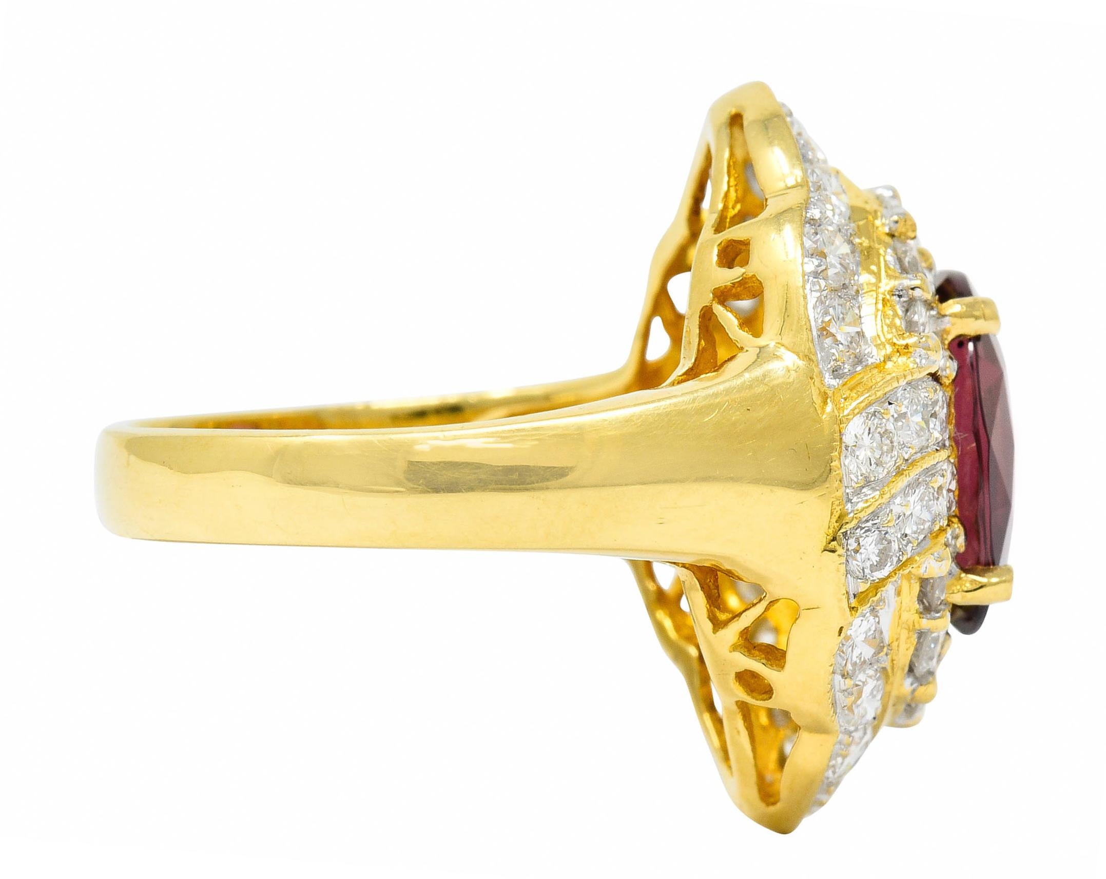 Contemporary Vintage 4.88 Carat No Heat Spinel Diamond 18 Karat Gold Cluster Ring GIA