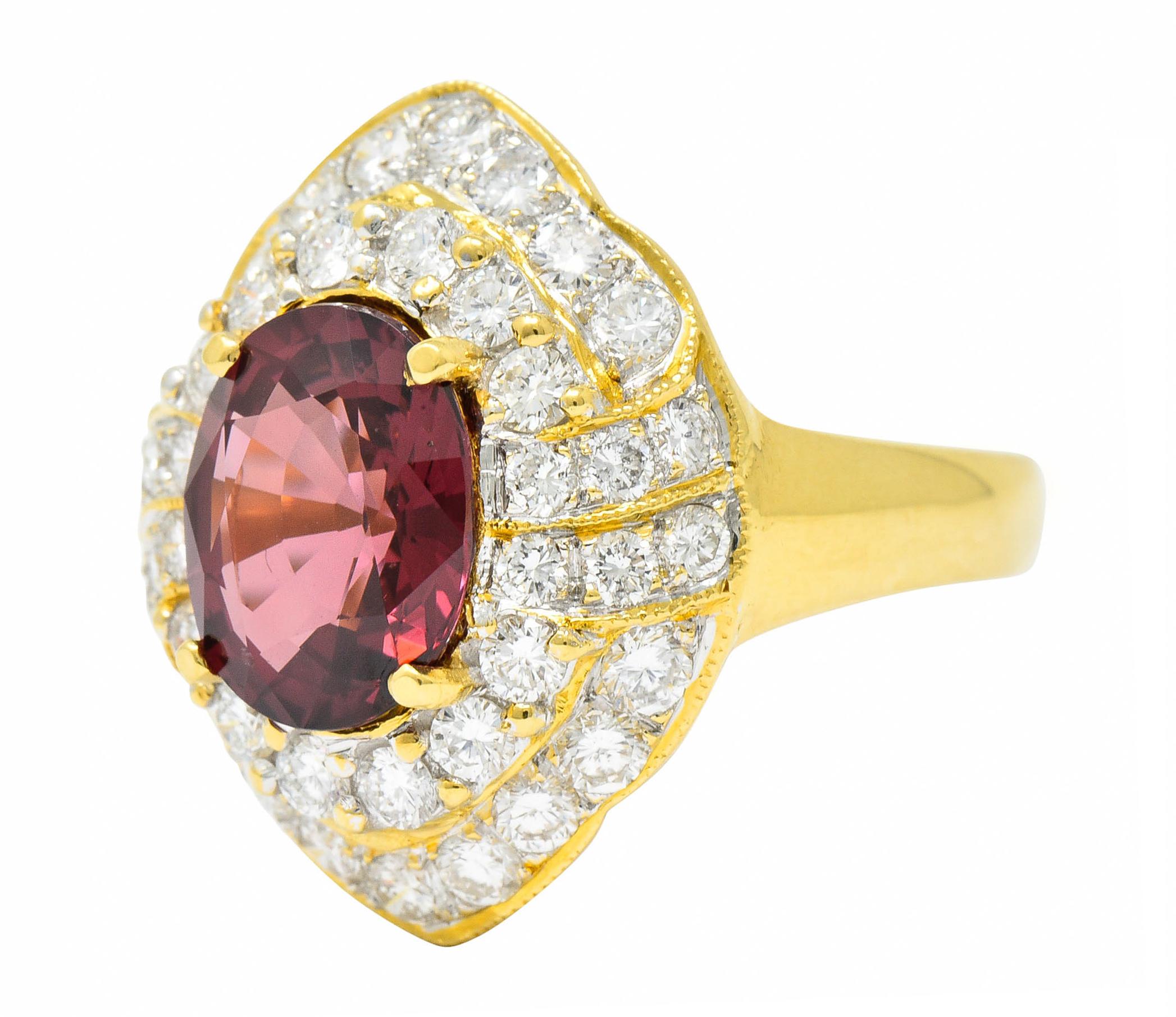 Vintage 4.88 Carat No Heat Spinel Diamond 18 Karat Gold Cluster Ring GIA In Excellent Condition In Philadelphia, PA