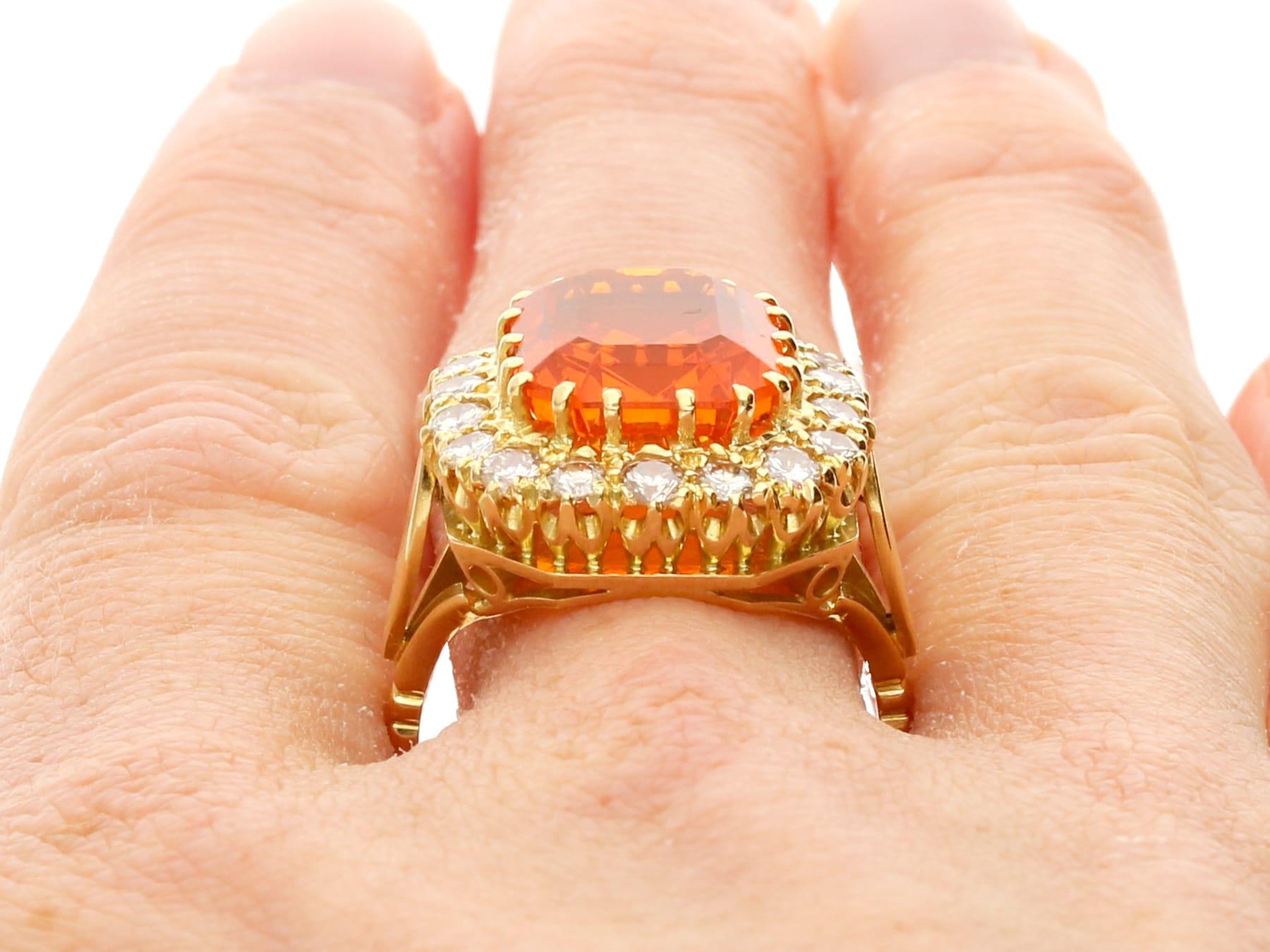 Vintage 4.92 Carat Fire Opal and 1 Carat Diamond 18k Yellow Gold Dress Ring For Sale 3