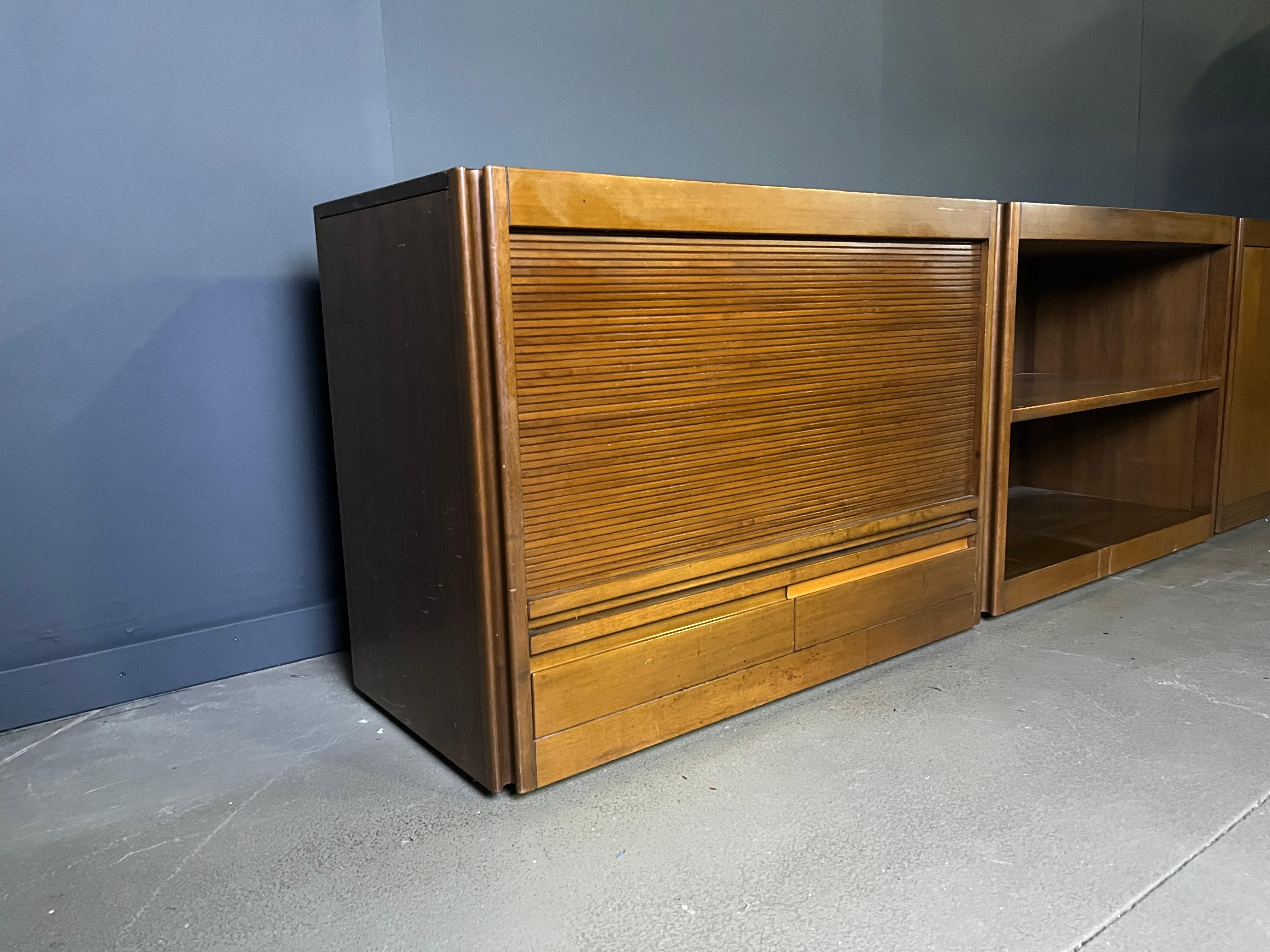 Mid-Century Modern Vintage 4d sideboard by Angelo Mangiarotti for Molteni, 1970s For Sale