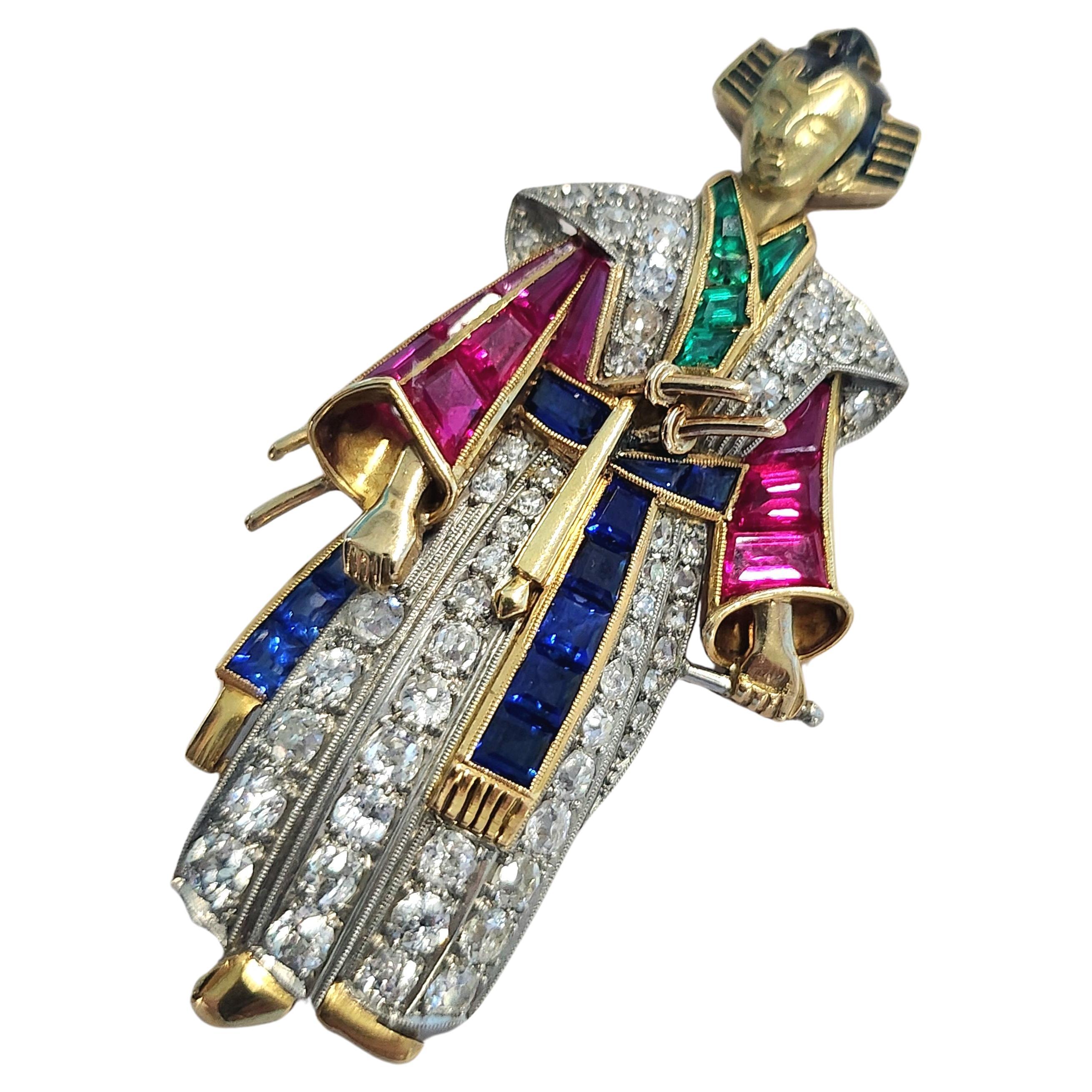 Vintage 5 Carat Diamond Samurai Gold Brooch In Good Condition For Sale In Cairo, EG