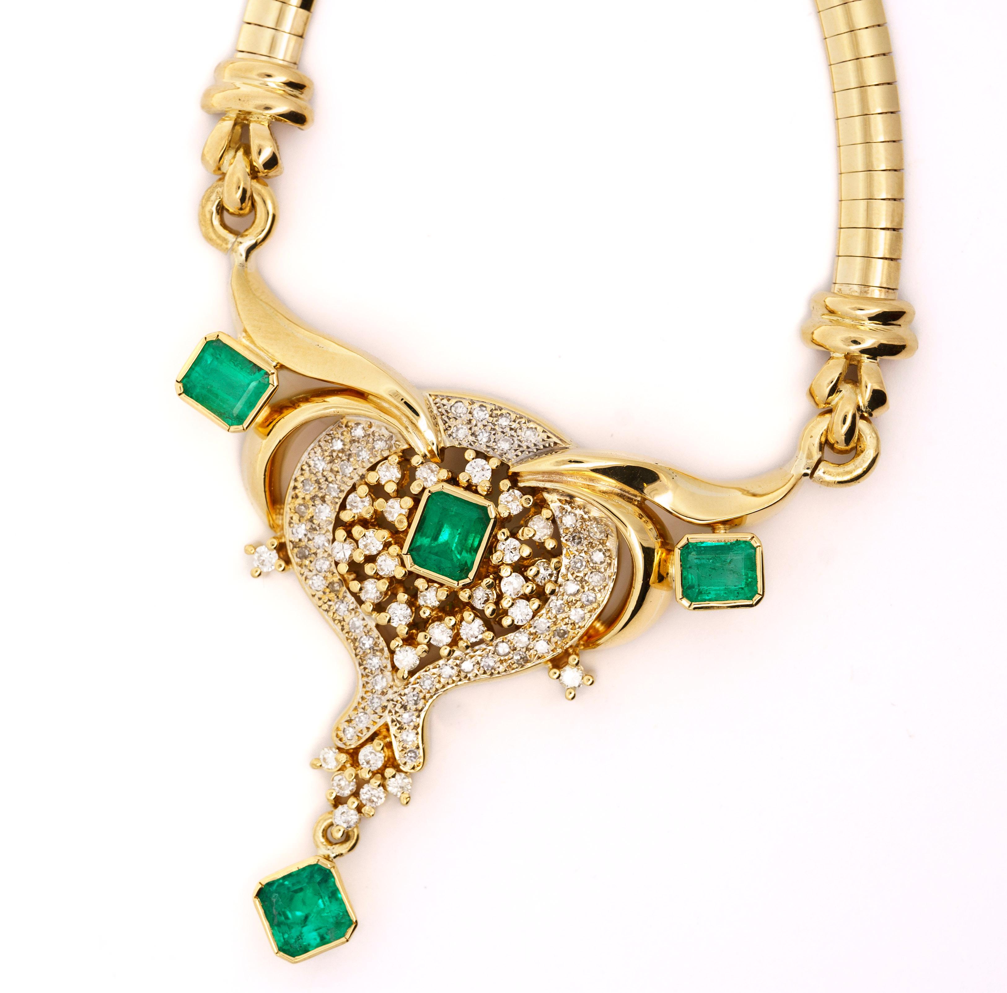 Emerald Cut Vintage 5 Carat Emerald & Diamond Necklace in 14K Yellow Gold For Sale