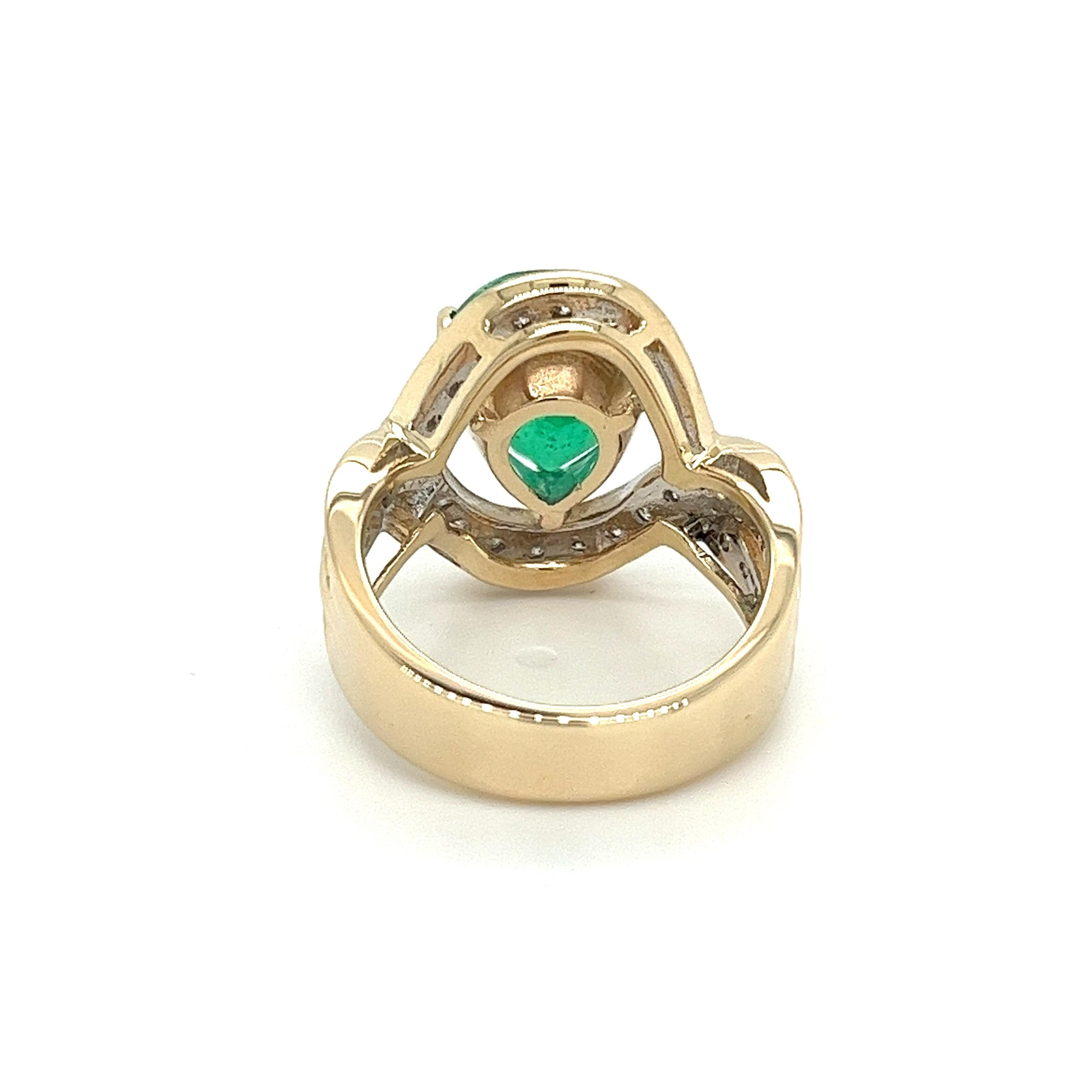 Anello Vintage 5 Carat Pear Cut Emerald Crossover Double Split Band in vendita 3