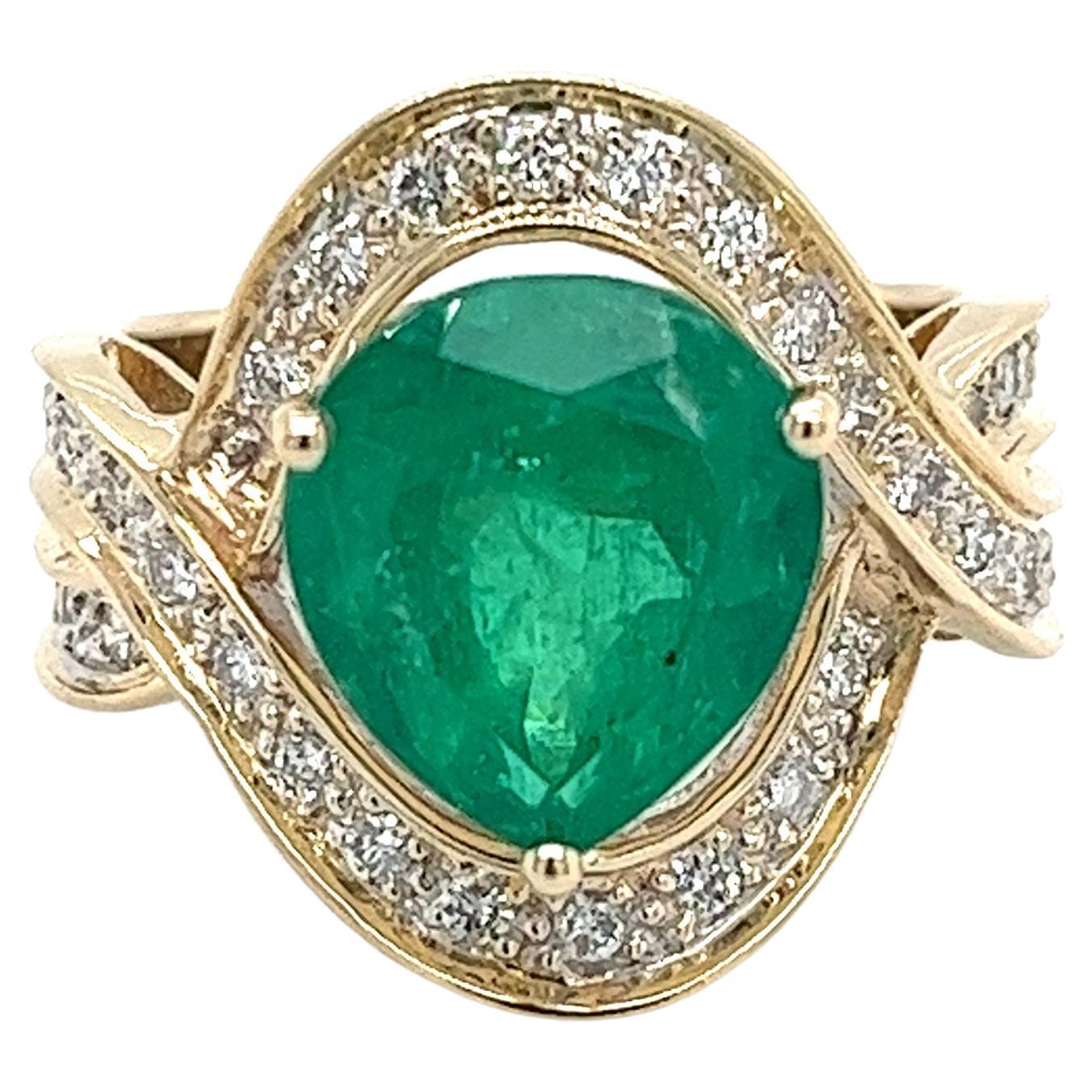 Vintage 5 Carat Pear Cut Emerald Crossover Double Split Band Ring For Sale