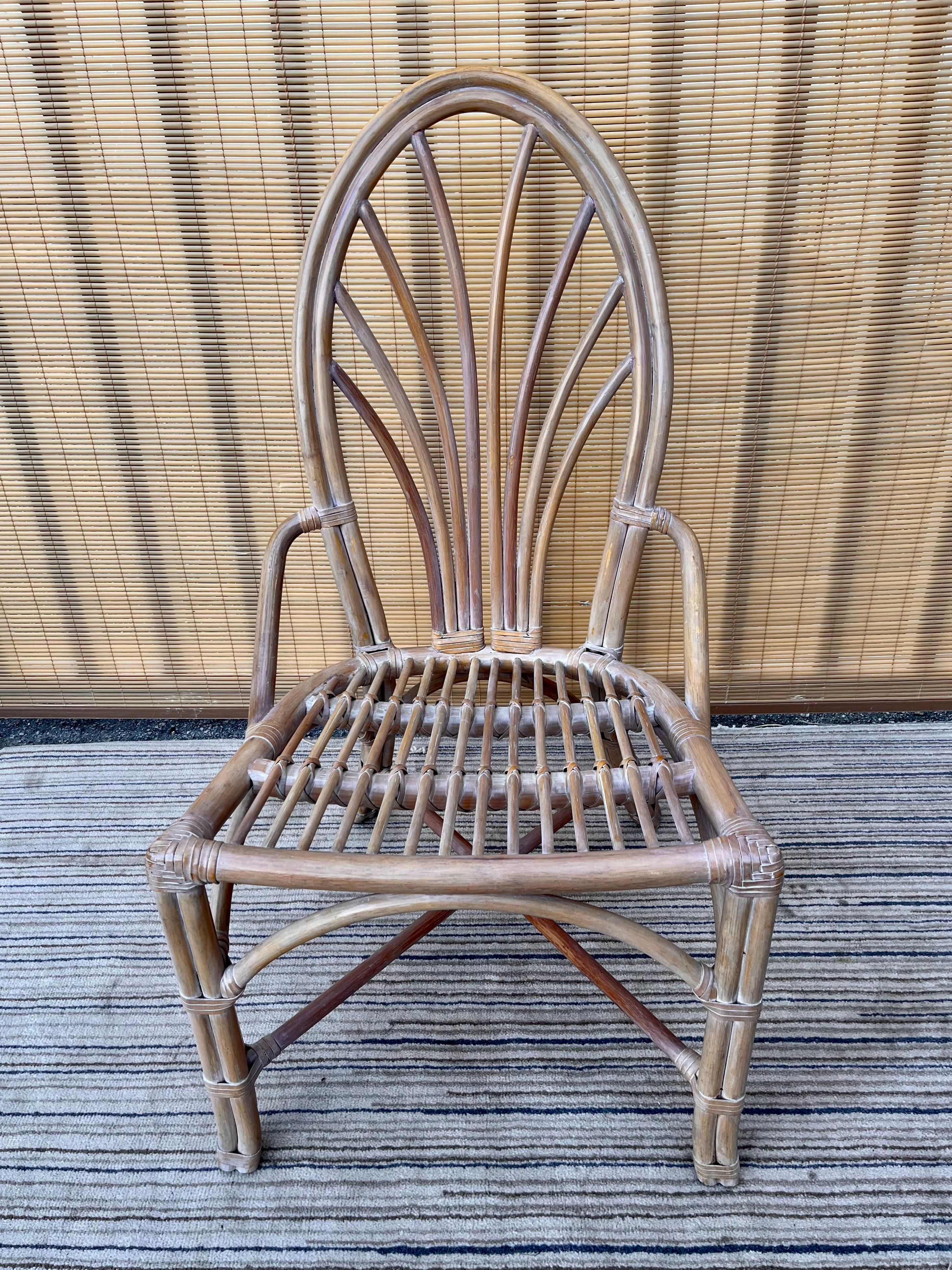 Vintage 5 Pieces Coastal Style Rattan Dining Set in the McGuire's Manner In Good Condition For Sale In Miami, FL