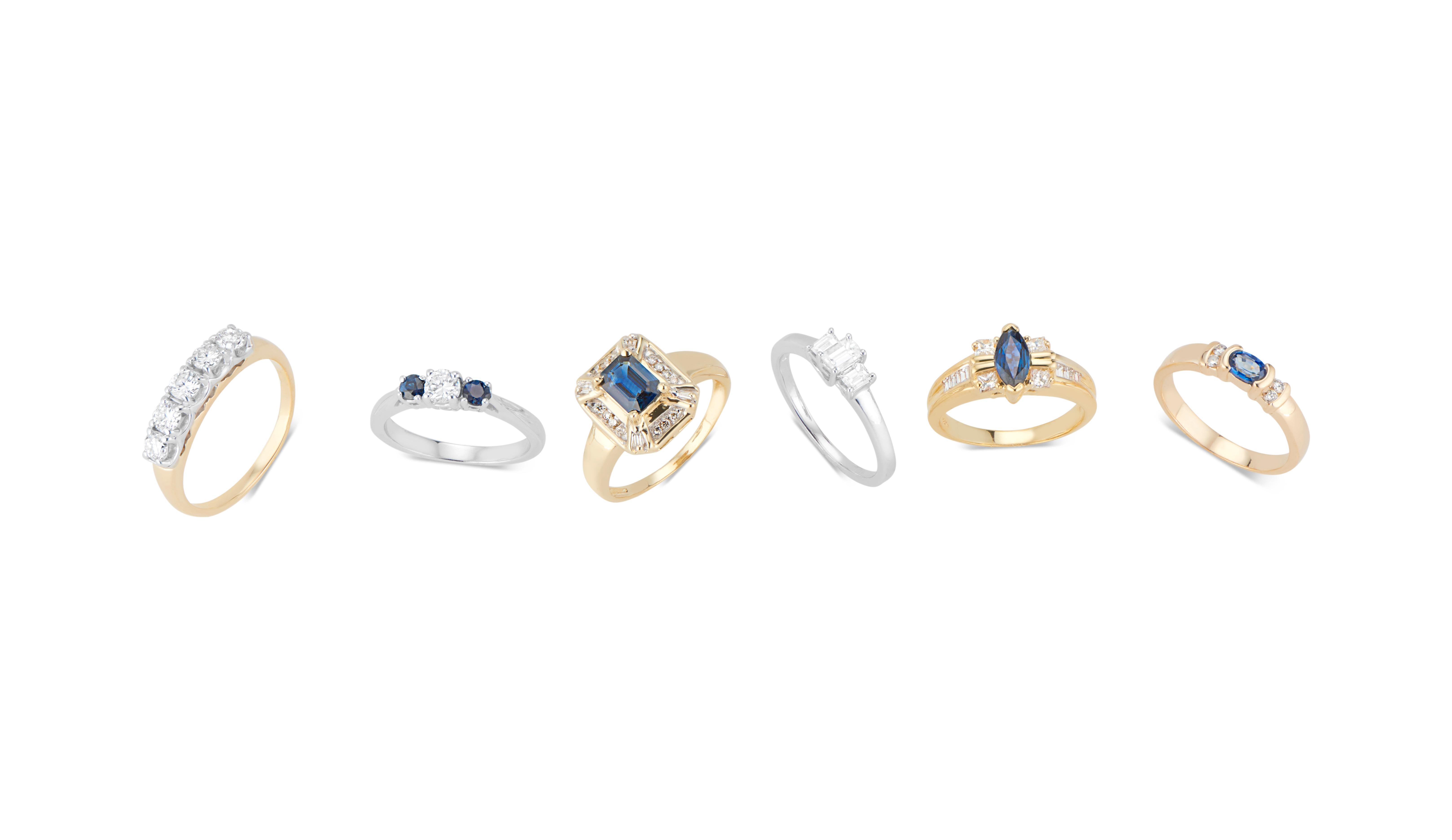 Contemporary Vintage 5 Stone Diamond 14K Yellow Gold Ring
