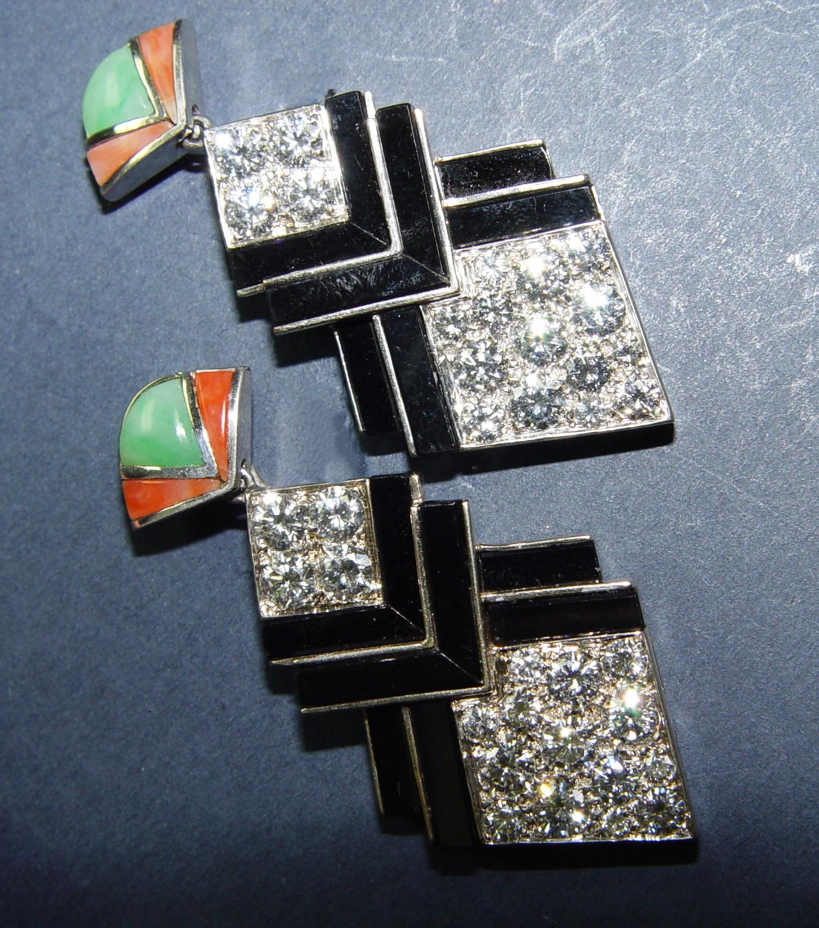 Vintage 5.00CT(Est.) Diamond onyx, Coral, Jade Earrings 48MM For Sale 4