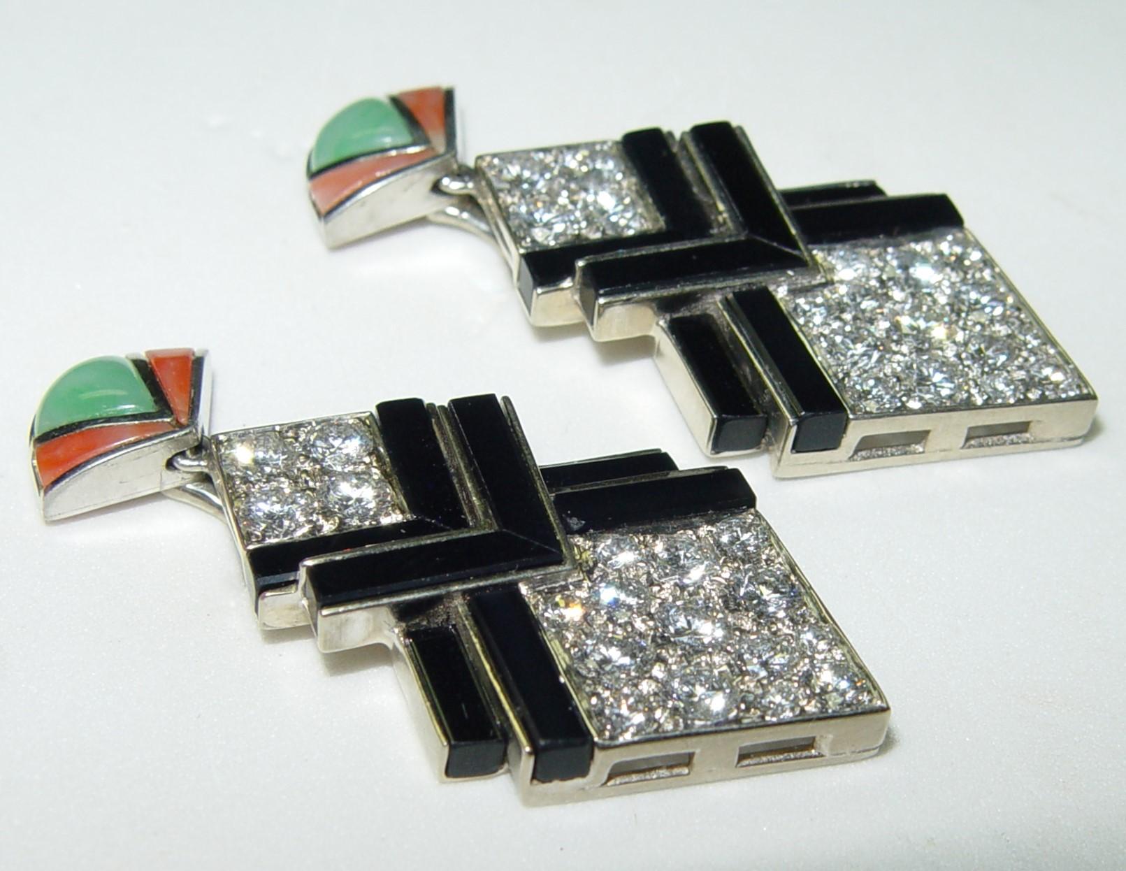 Vintage 5.00CT(Est.) Diamond onyx, Coral, Jade Earrings 48MM In Excellent Condition For Sale In Chicago, IL