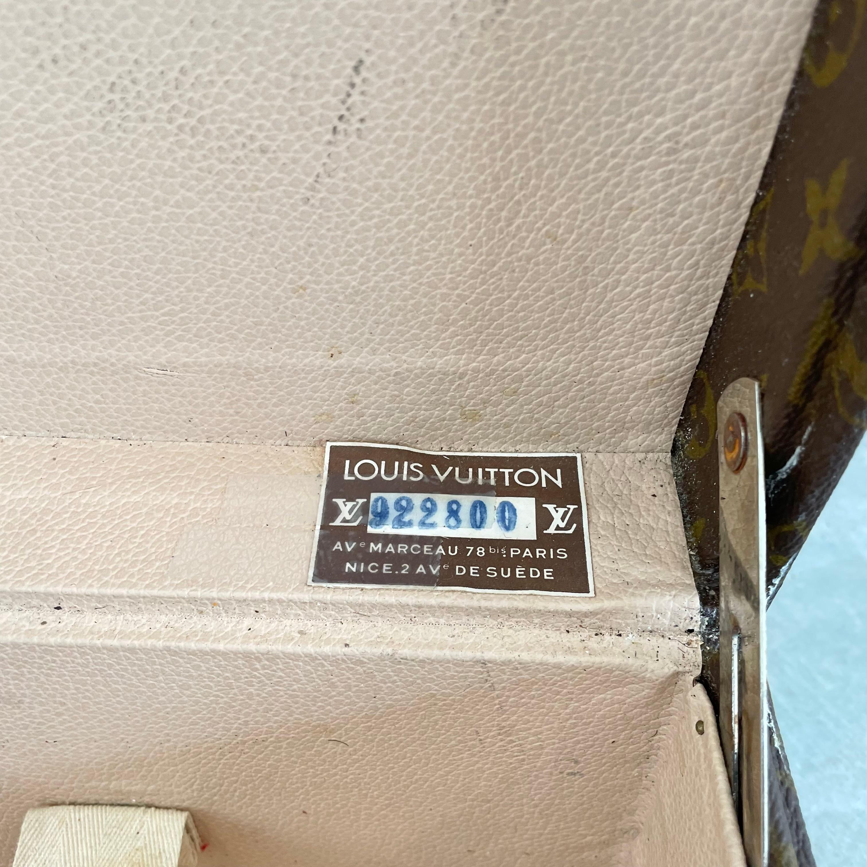 Vintage 50cm Louis Vuitton Trunk For Sale 9