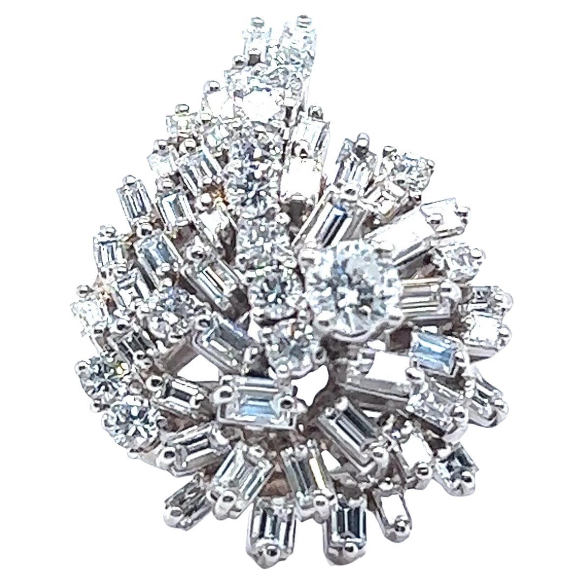 Vintage 5.10 Carats Diamonds 18 Karat White Gold Cluster Cocktail Ring