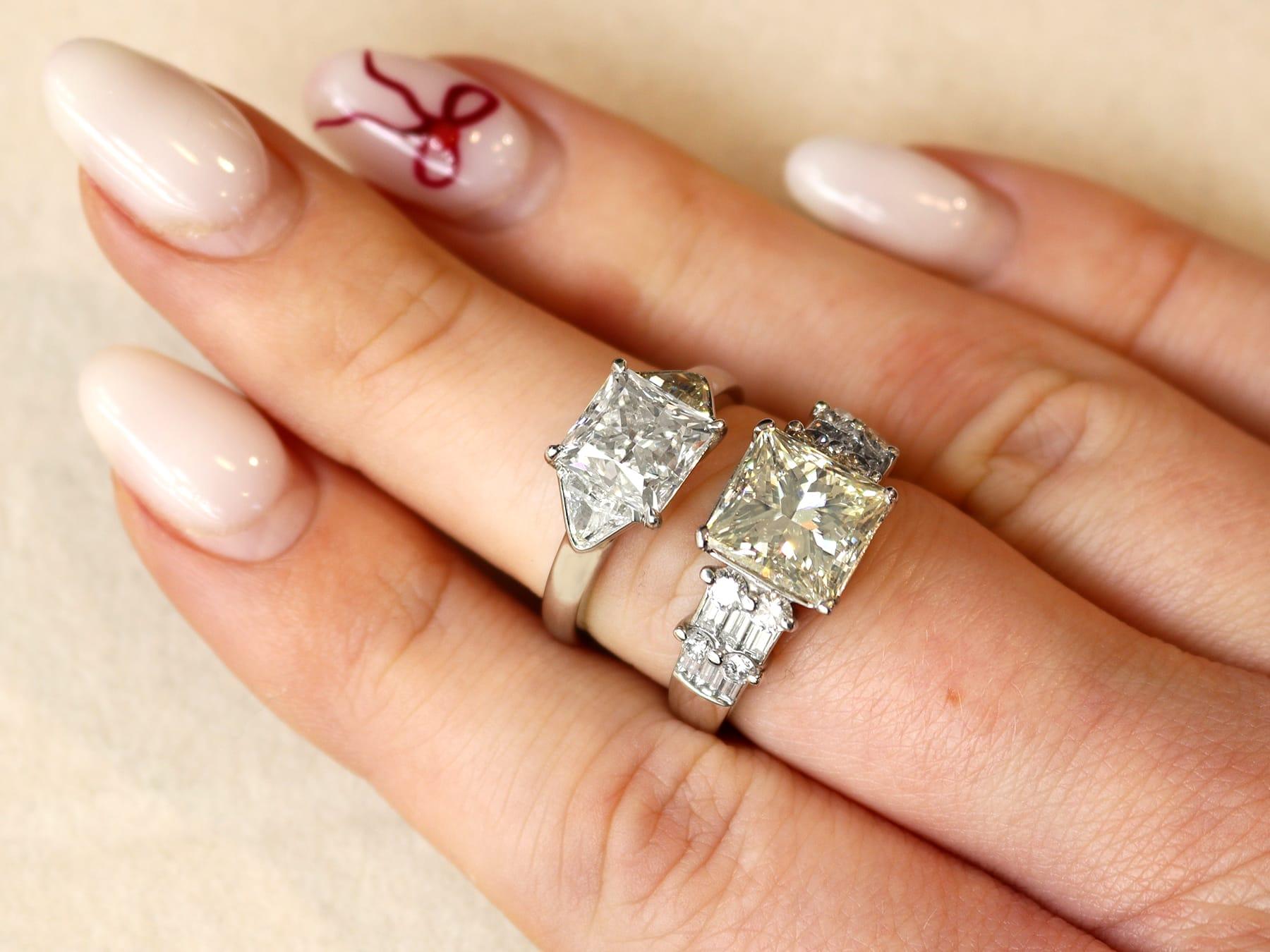 Vintage 5.12 Carat Diamond and Platinum Solitaire Ring In Excellent Condition For Sale In Jesmond, Newcastle Upon Tyne