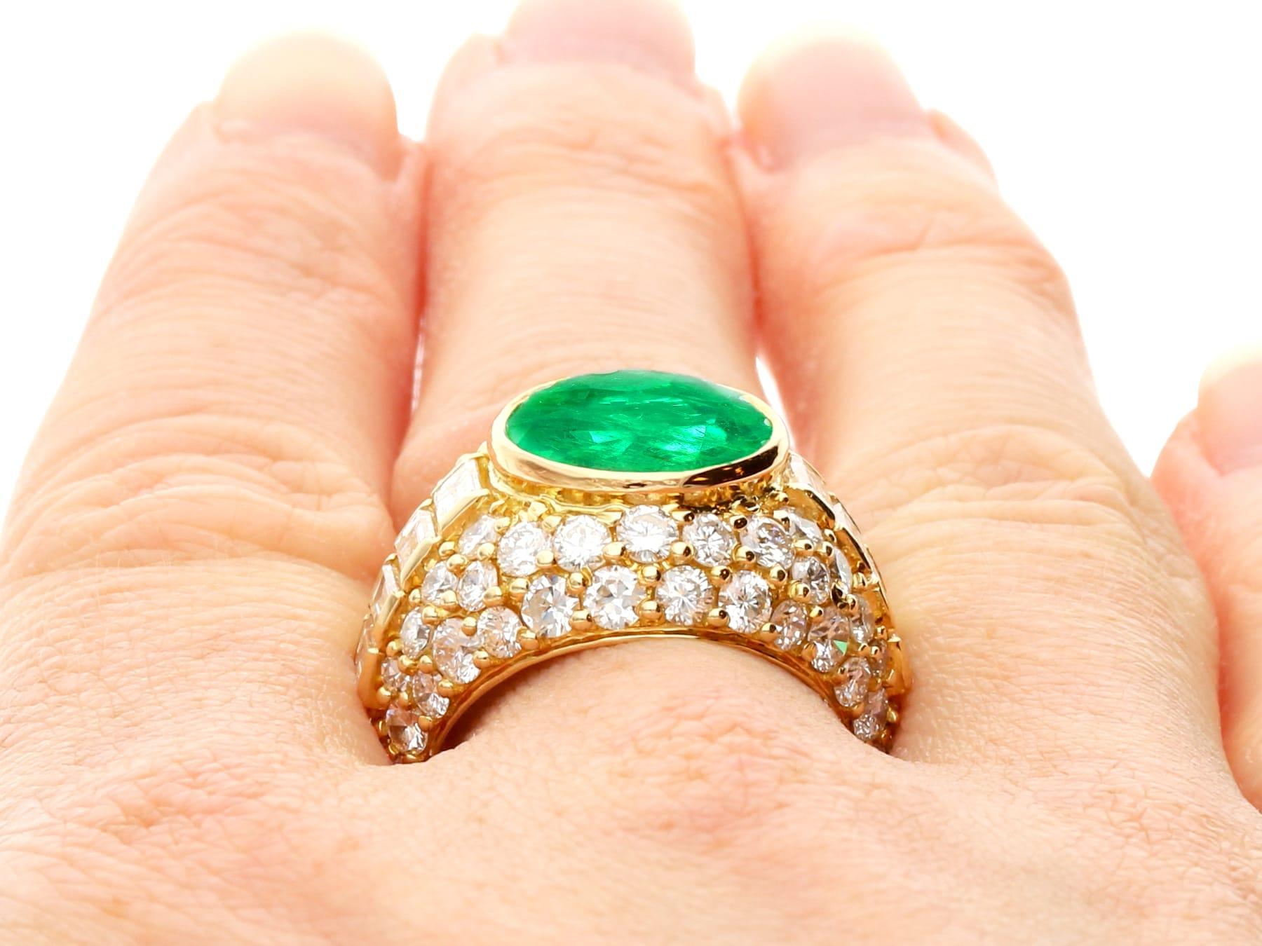 Vintage 5.12ct Colombian Emerald and 3.45ct Diamond, 18ct Yellow Gold Dress Ring For Sale 6