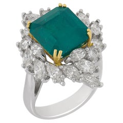 Vintage 5.23 carat emerald diamond cocktail 18k gold ring