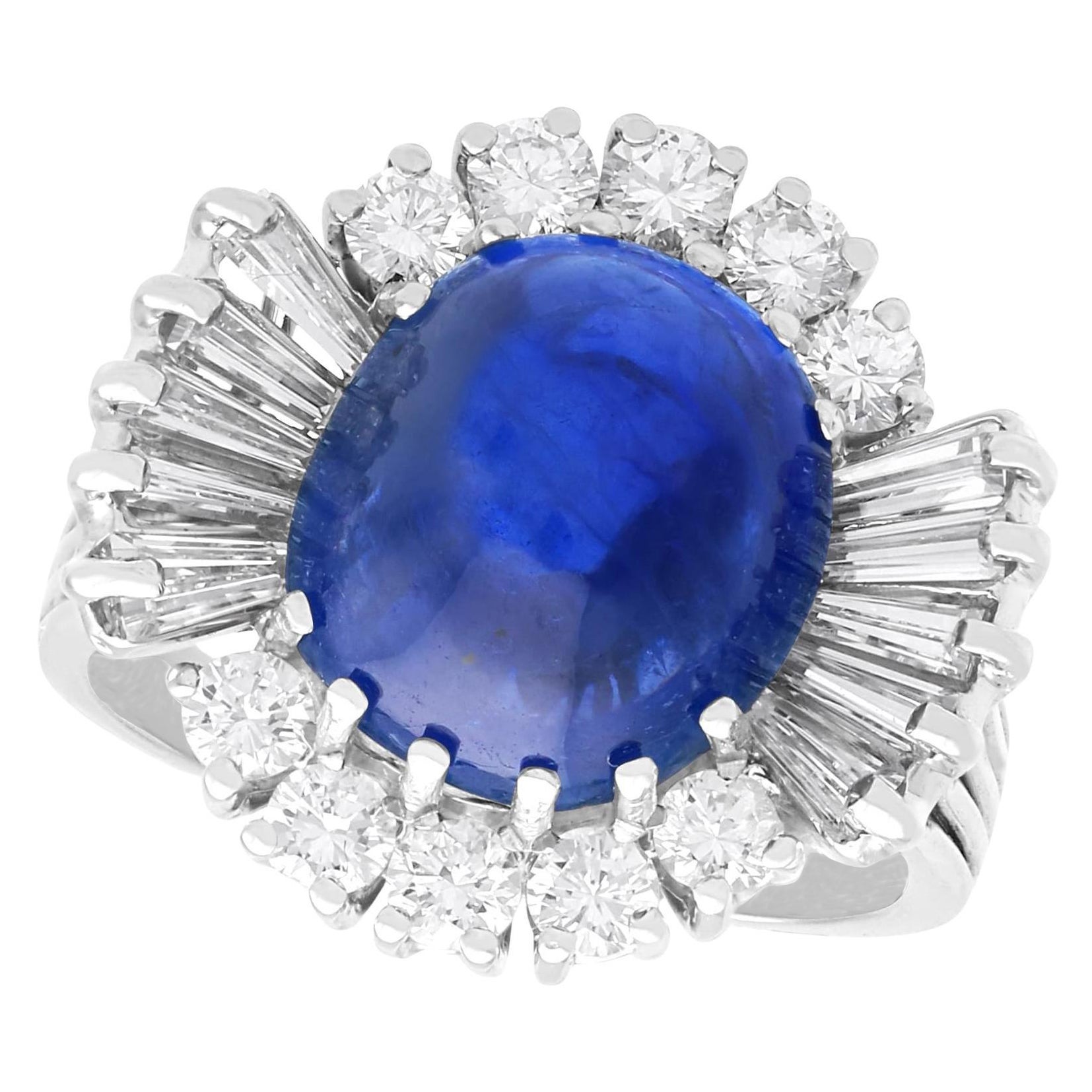Anello a grappolo d'epoca con zaffiro di Birmania da 5,34 carati e diamante da 1,10 carati, oro bianco 18 carati
