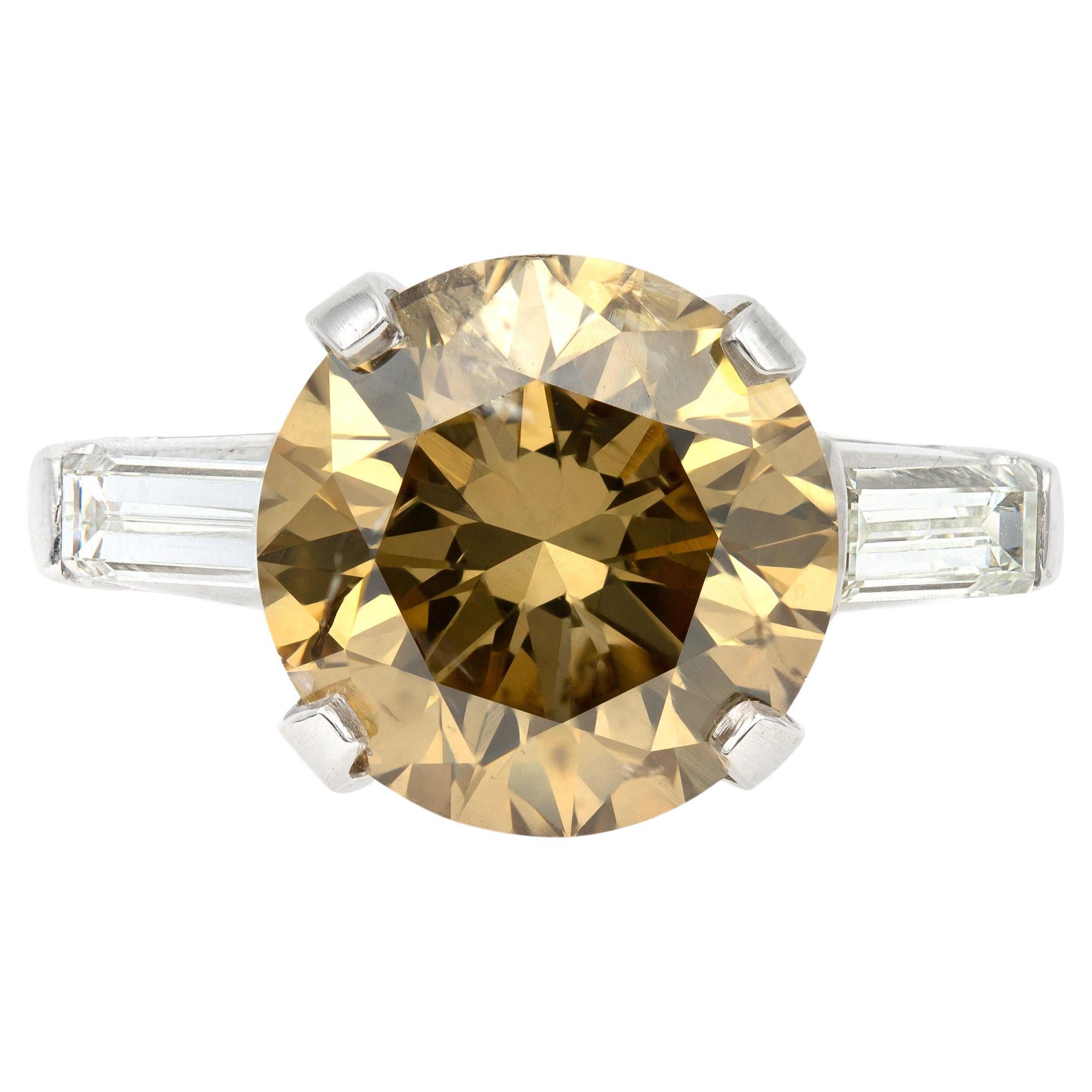 Vintage 5.35 Ct. Fancy Yellow Brown Diamond Ring For Sale