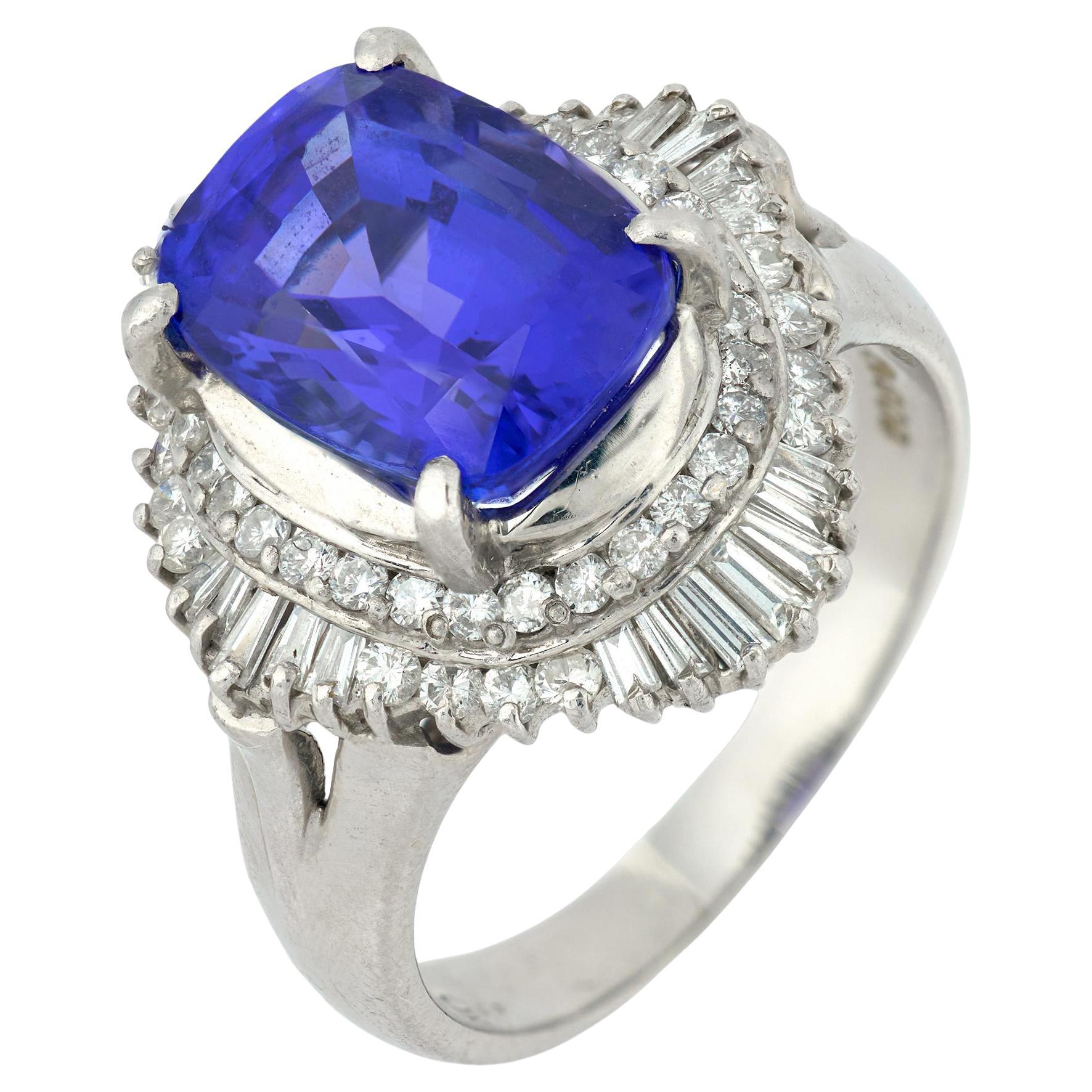 Vintage 5.40 carat tanzanite diamond platinum cluster ring en venta