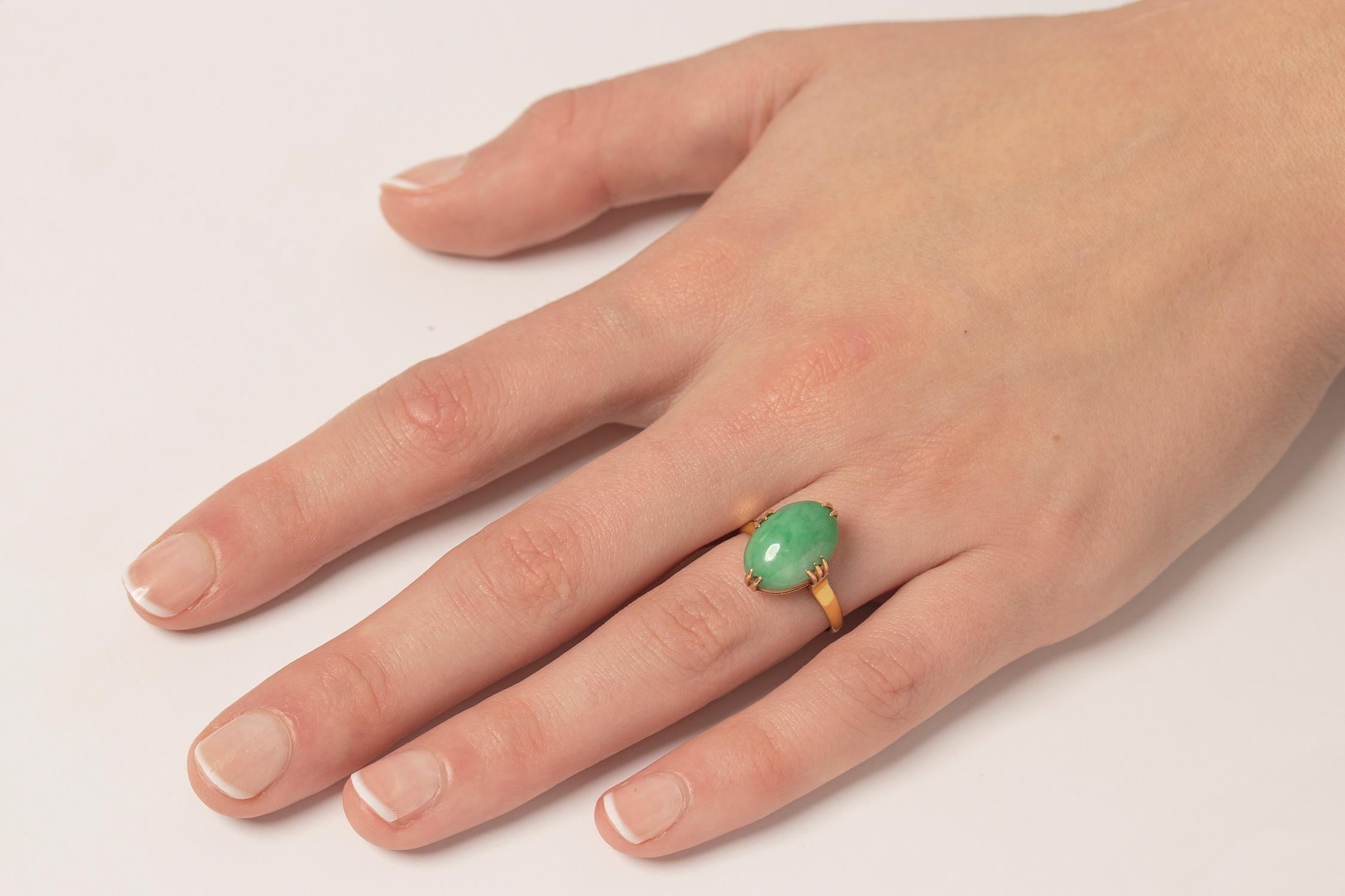 Vintage 5.40 Carat Natural Jade Ring, circa 1950s 1