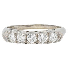 Anello vintage con diamante brillante da .55 CTW in oro bianco 14 kt.