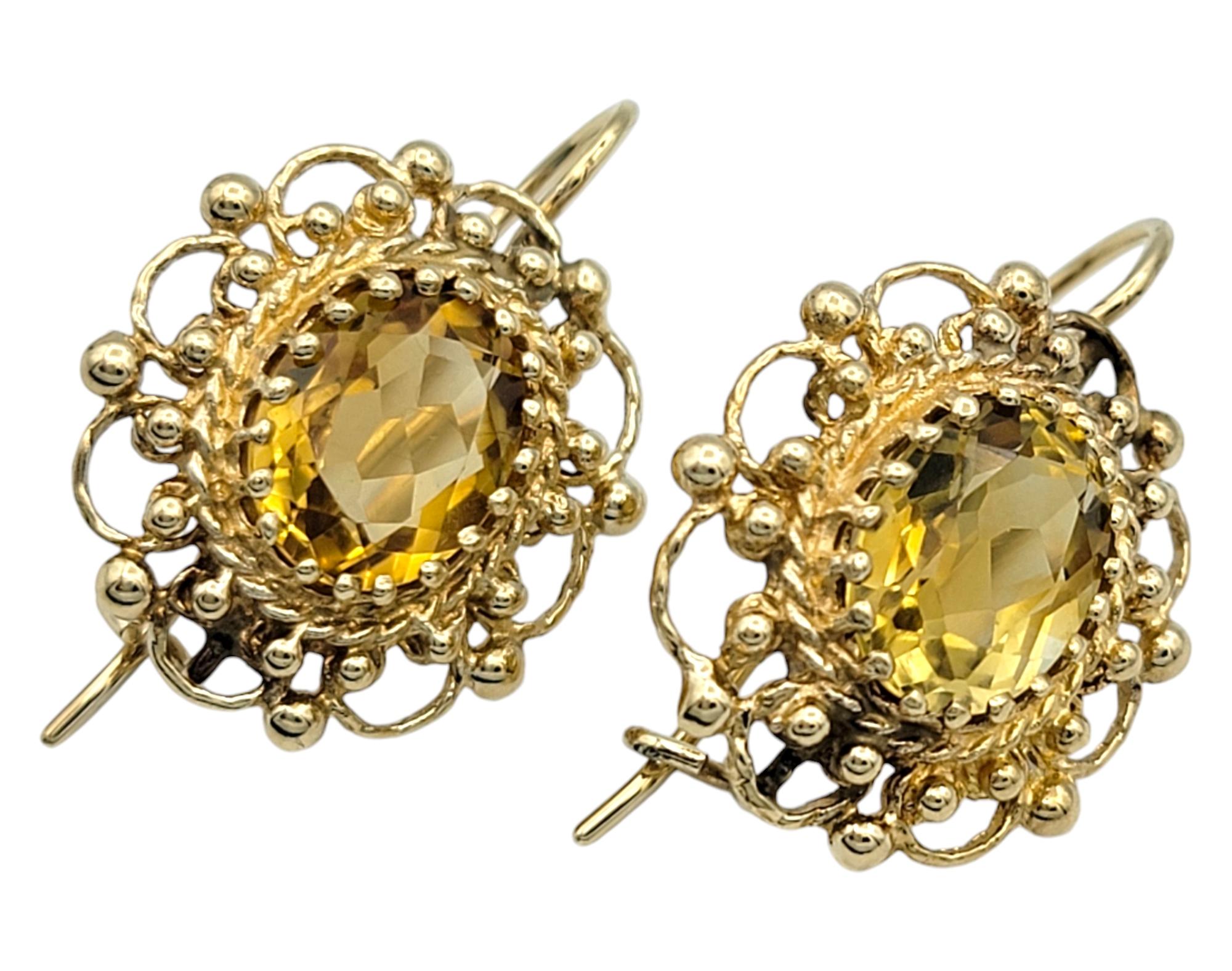 Filigrane Vintage-Ohrringe aus 14 Karat Gelbgold mit 5,50 Karat Ovalschliff-Topas im Ovalschliff (Zeitgenössisch) im Angebot