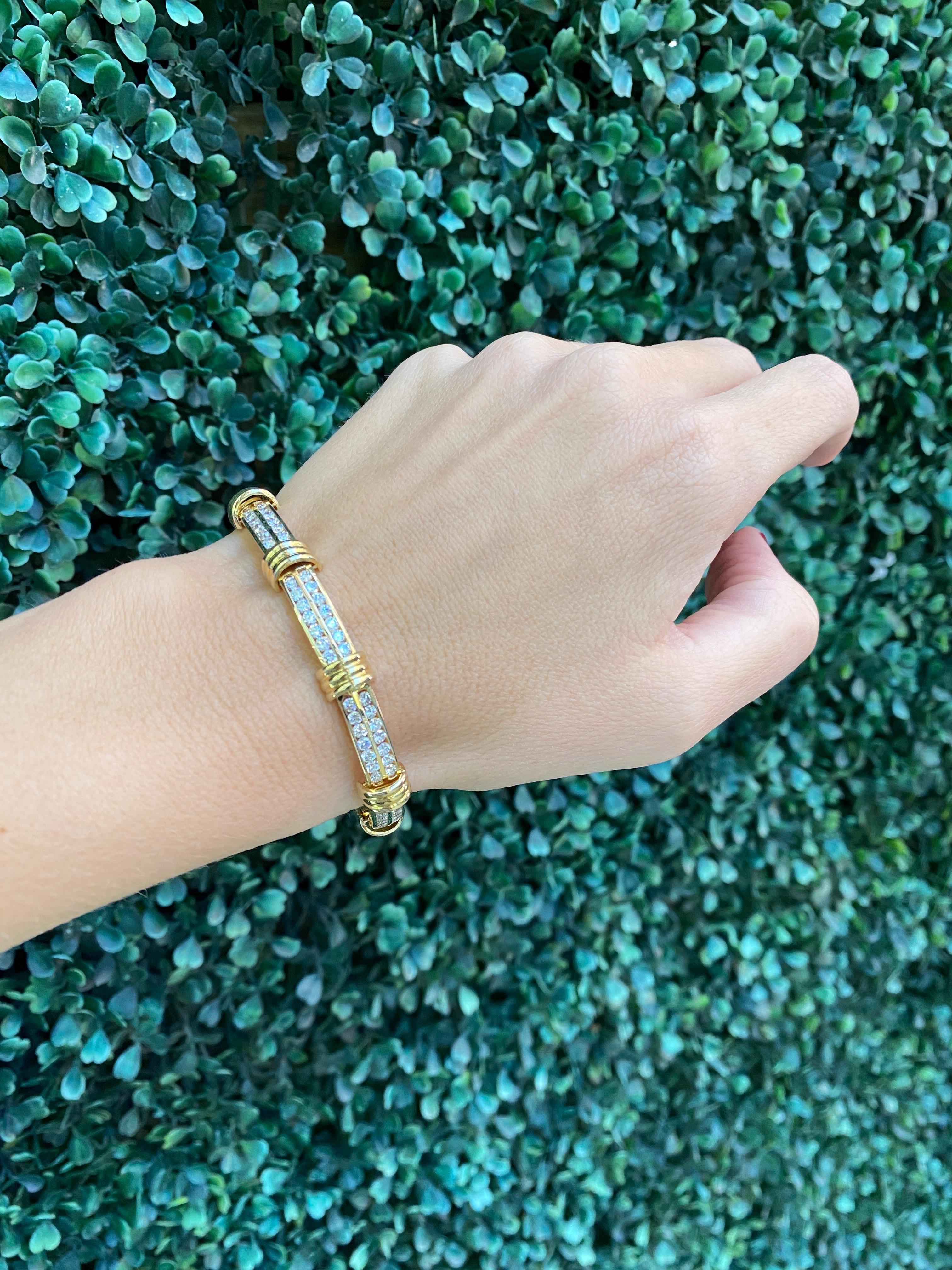 Armband aus 14 Karat Gelbgold mit 5,50 Karat Gesamtgewicht und zwei Reihen Diamanten 10