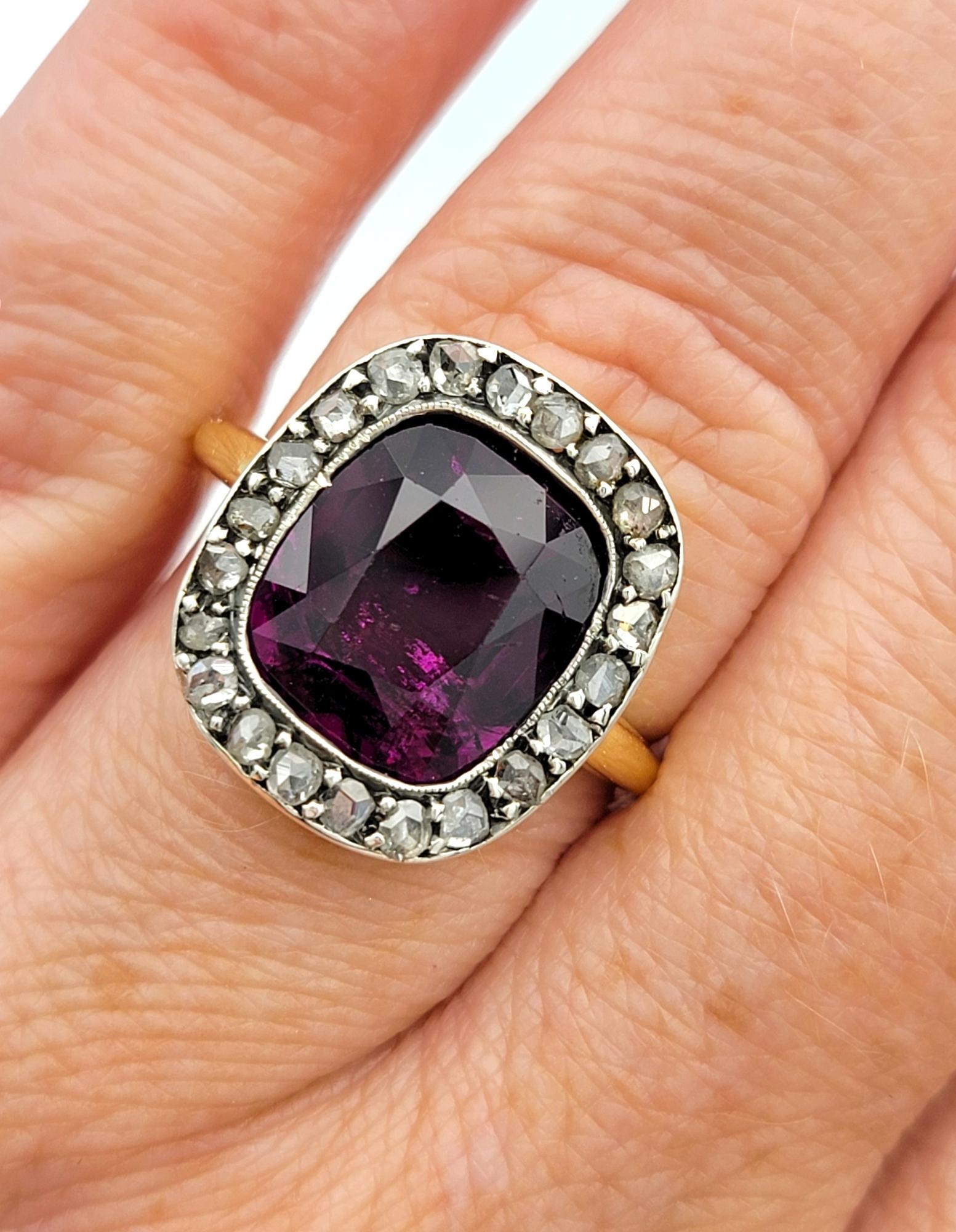 Vintage 5.54 Carat Purple Cushion Cut Sapphire with Diamond Halo 18 Karat Gold For Sale 3