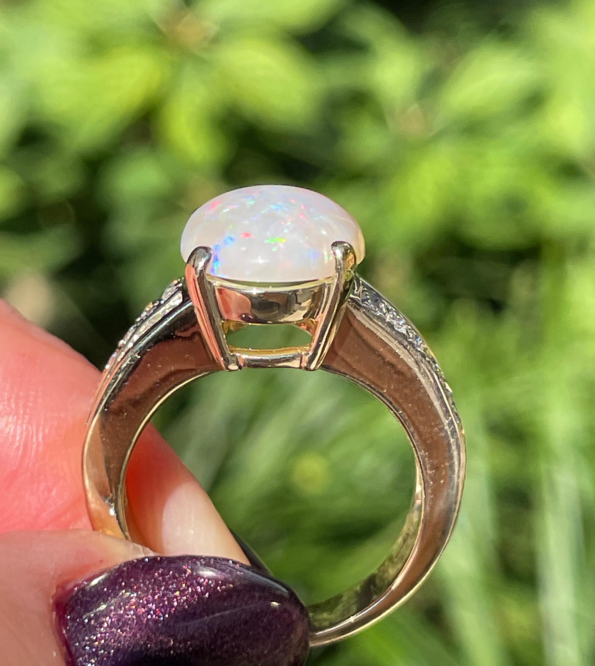 Vintage 5.54ctw Australian OPAL & Round Baguette Diamond 14k Yellow Gold Ring For Sale 11