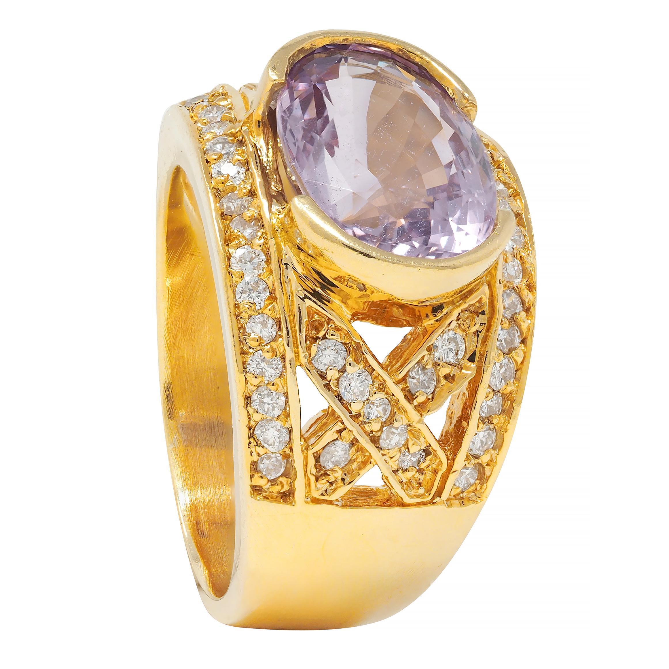 Breiter Vintage-Ring aus 18 Karat Gelbgold mit 5,55 Karat lila-rosa Spinell und Diamant im Angebot 6
