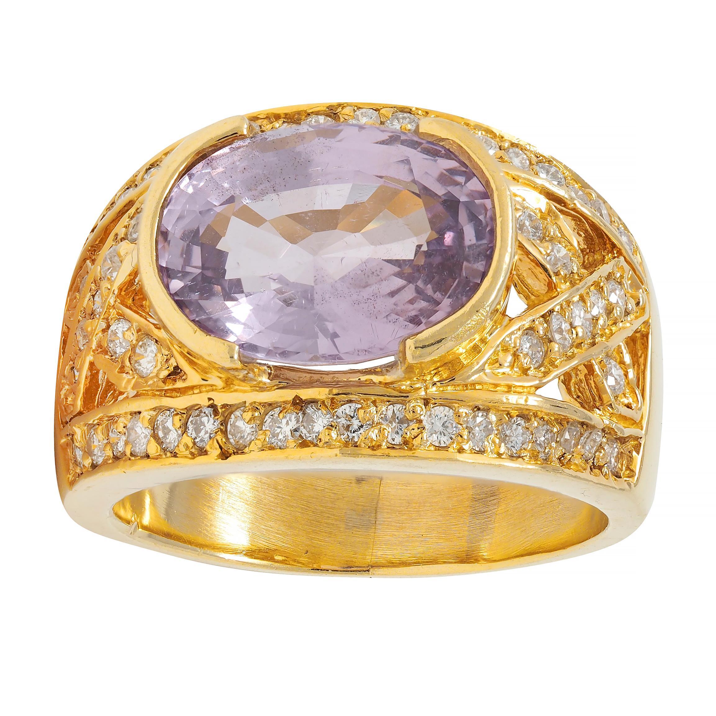 Breiter Vintage-Ring aus 18 Karat Gelbgold mit 5,55 Karat lila-rosa Spinell und Diamant im Angebot 4