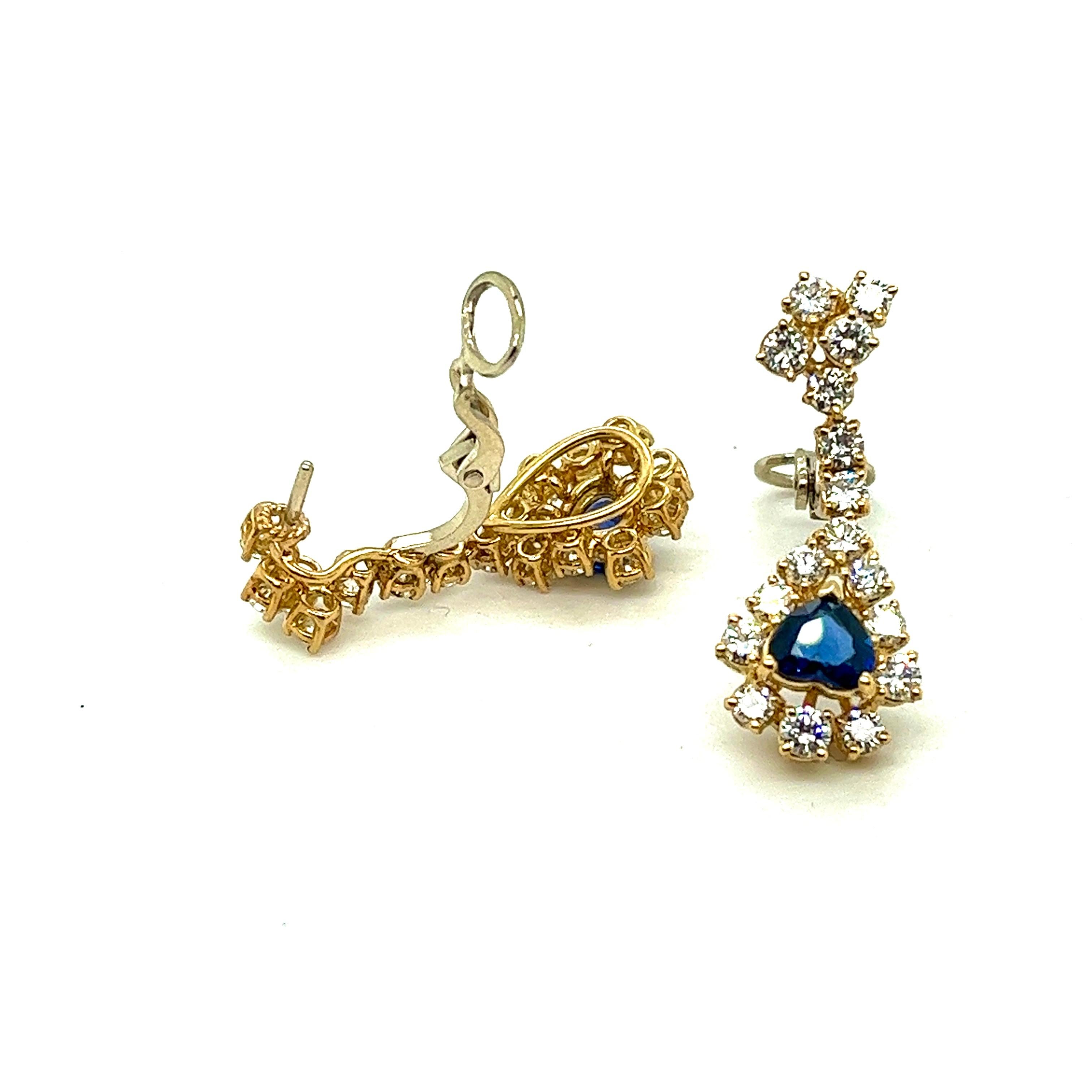 Contemporary Vintage 5.60 carat Sapphire Diamond Dangle Earrings, 18K  For Sale