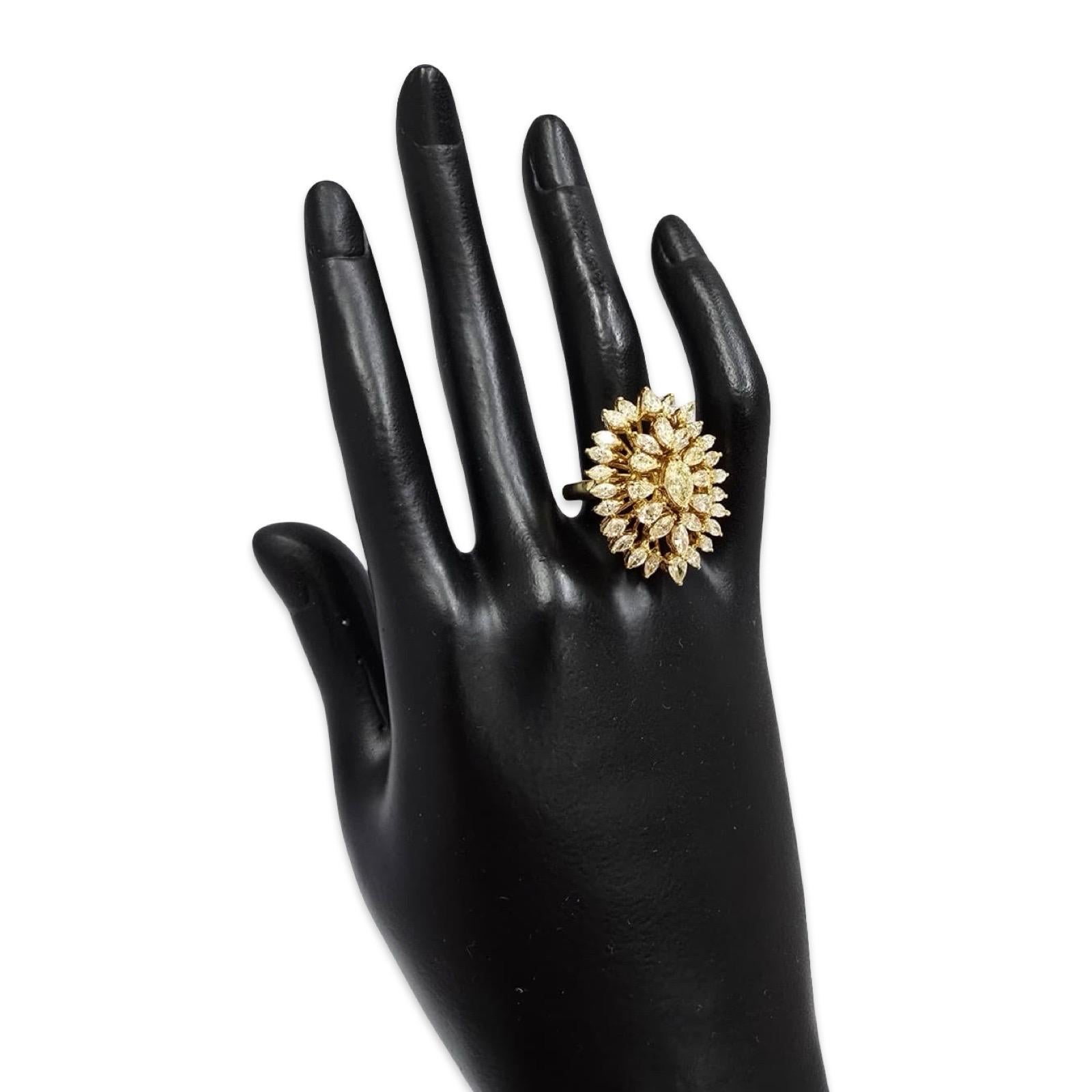 Vintage 5.68ctw Champagner Diamant Marquise Cluster Ring 18k Gold (Marquiseschliff) im Angebot