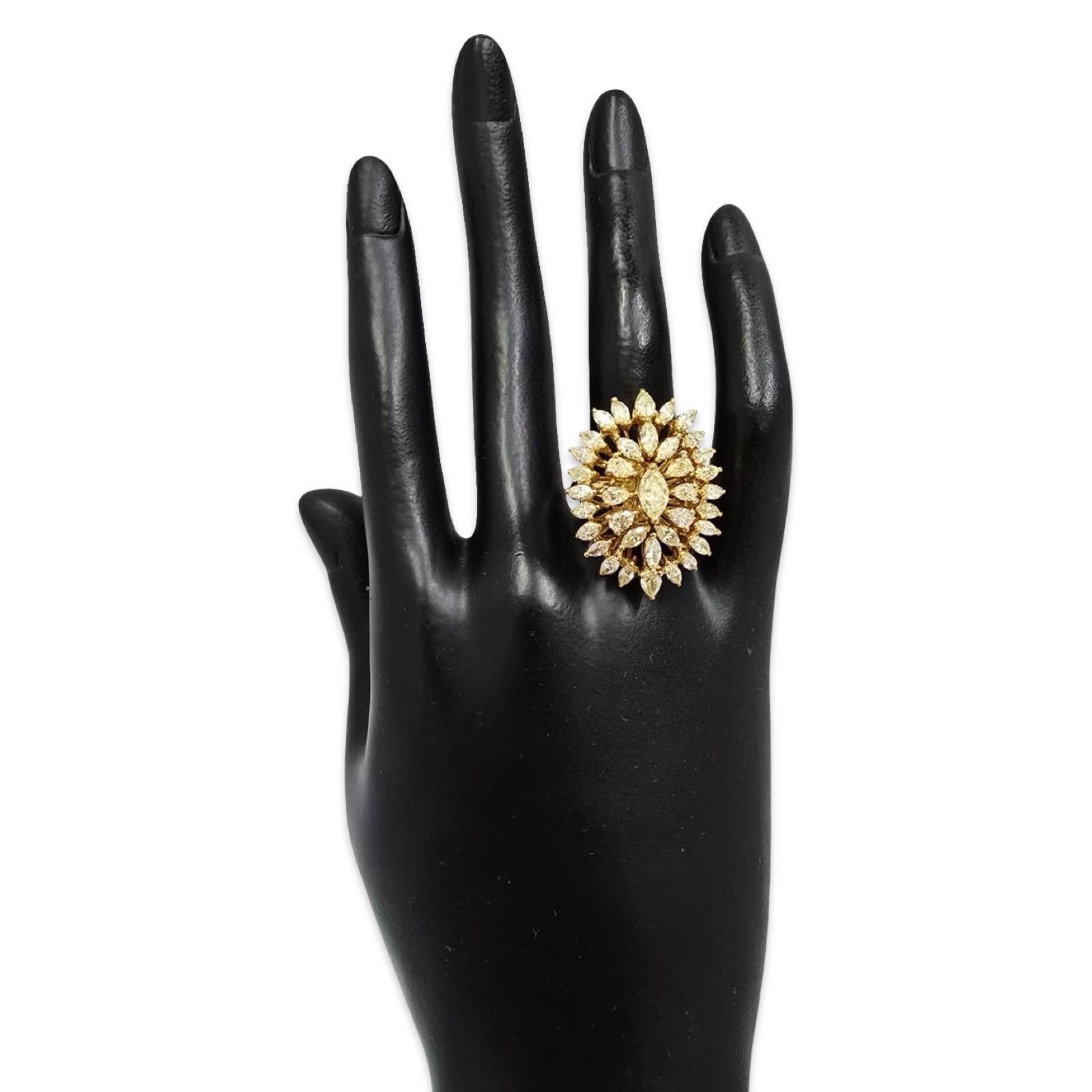 Vintage 5.68ctw Champagner Diamant Marquise Cluster Ring 18k Gold im Zustand „Hervorragend“ im Angebot in Miami, FL