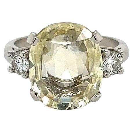 Vintage 5.94 Carat Oval NO HEAT GIA Yellow Sapphire and Diamond Gold Ring For Sale