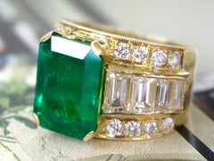 Vintage 5.95Ct Emerald and 3.20Ct Diamond, 18k Yellow Gold Cocktail Ring
