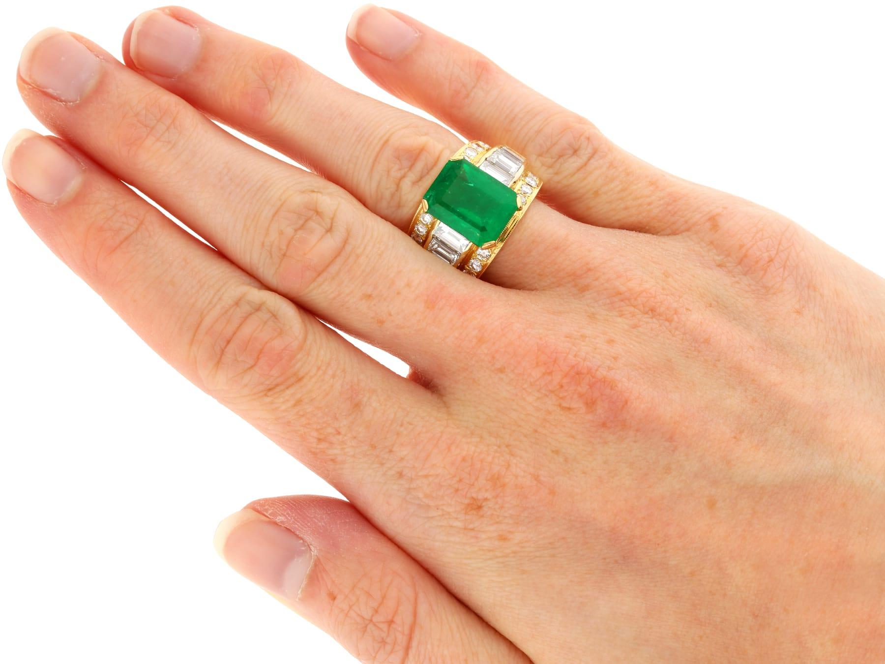 Vintage 5.95Ct Emerald and 3.20Ct Diamond, 18k Yellow Gold Dress Ring Circa 1990 For Sale 4