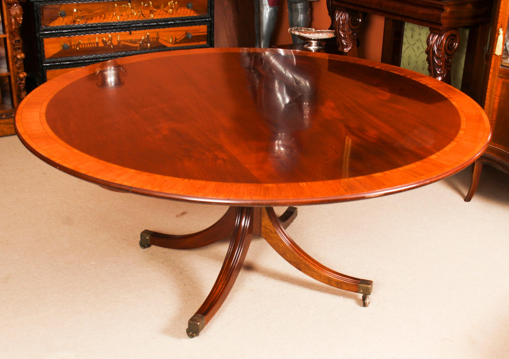 Late 20th Century Vintage Circular Dining Table & 6 Chairs William Tillman, 20th Century
