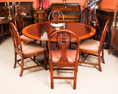 Vintage Round Table & 6 Vintage Chairs William Tillman 20th Century