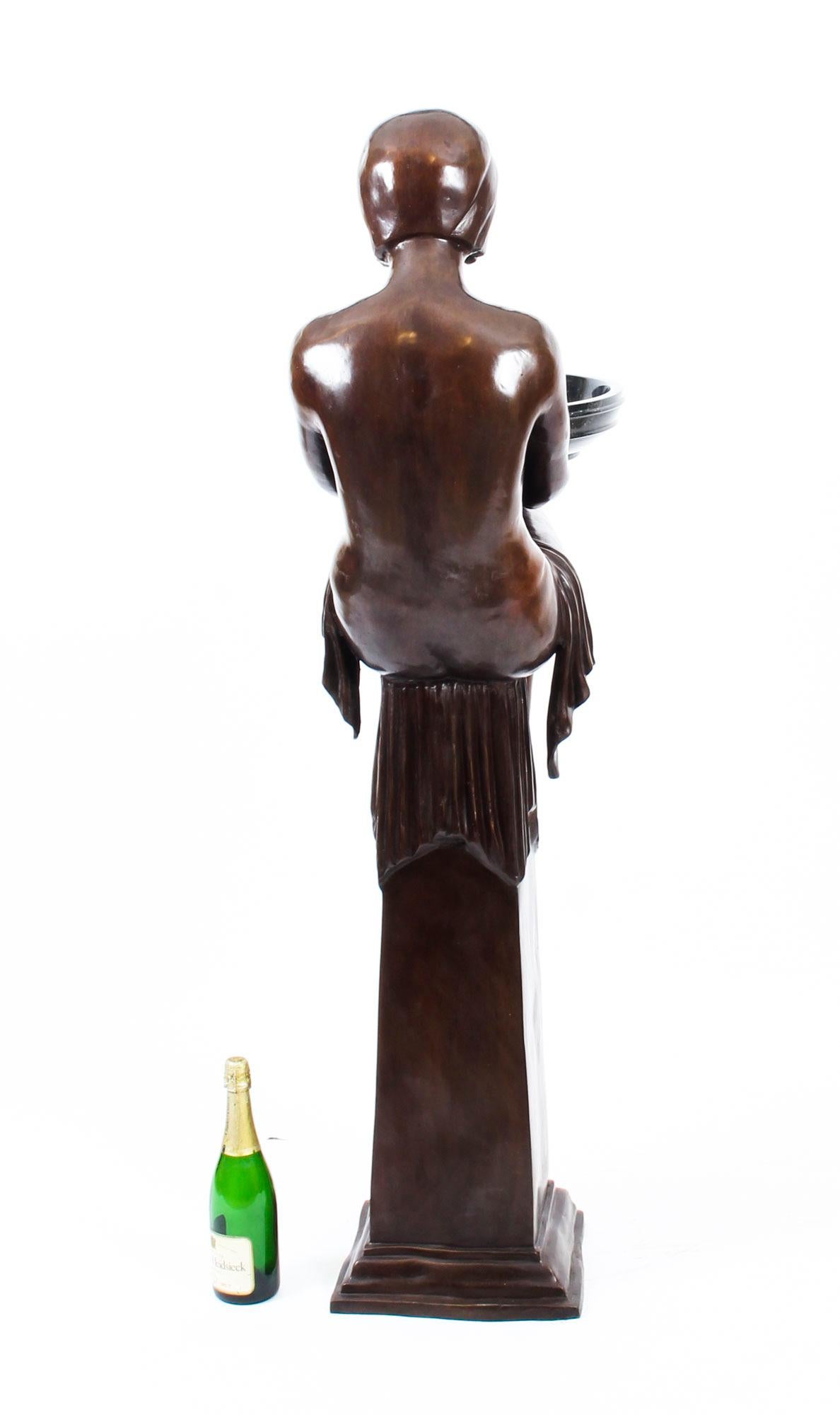 Sculpture de femme déco vintage de 5 pieds Biba en bronze du 20ème siècle en vente 4