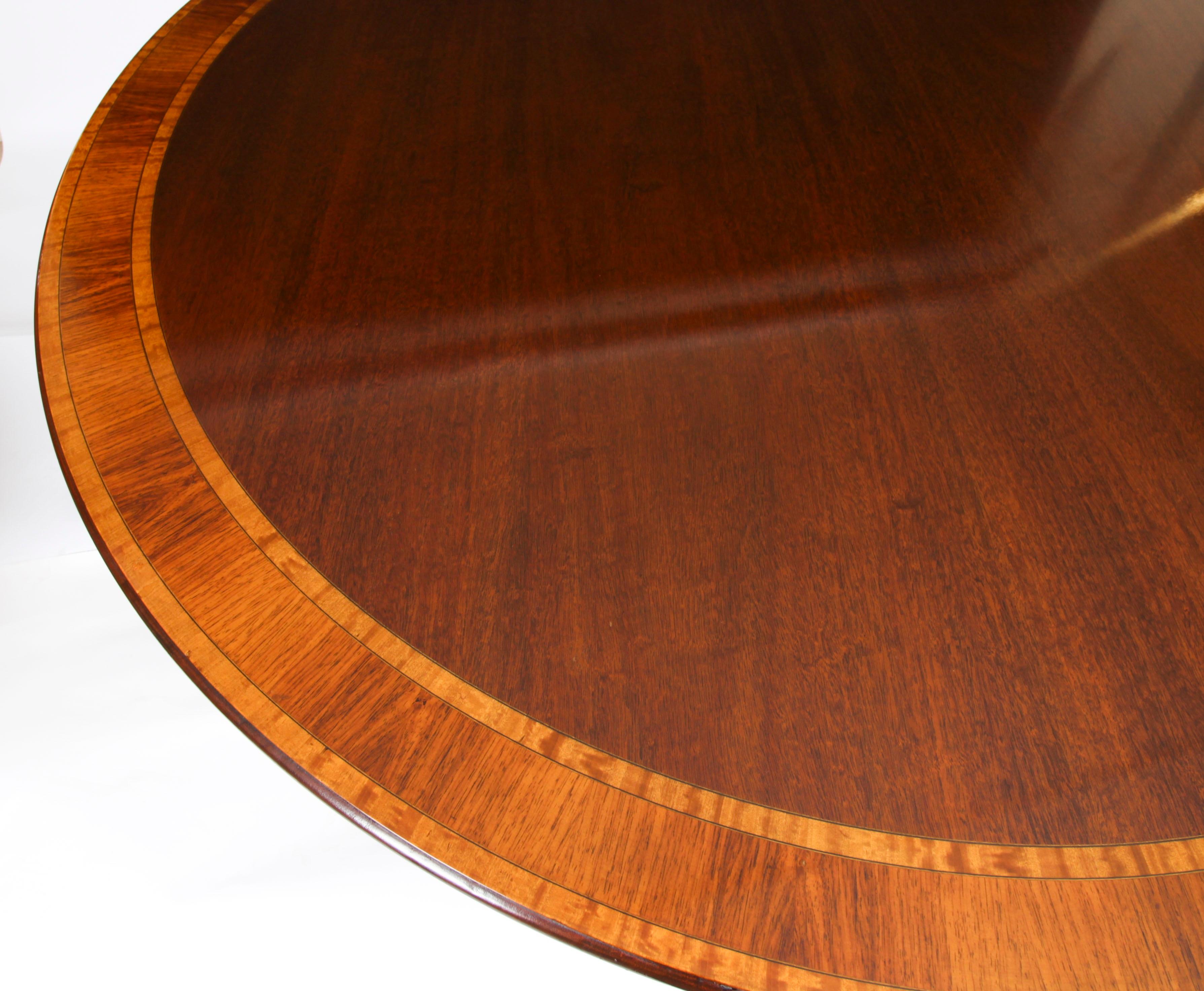 Fin du 20e siècle Table ronde et 6 chaises par William Tillman 20ème siècle en vente
