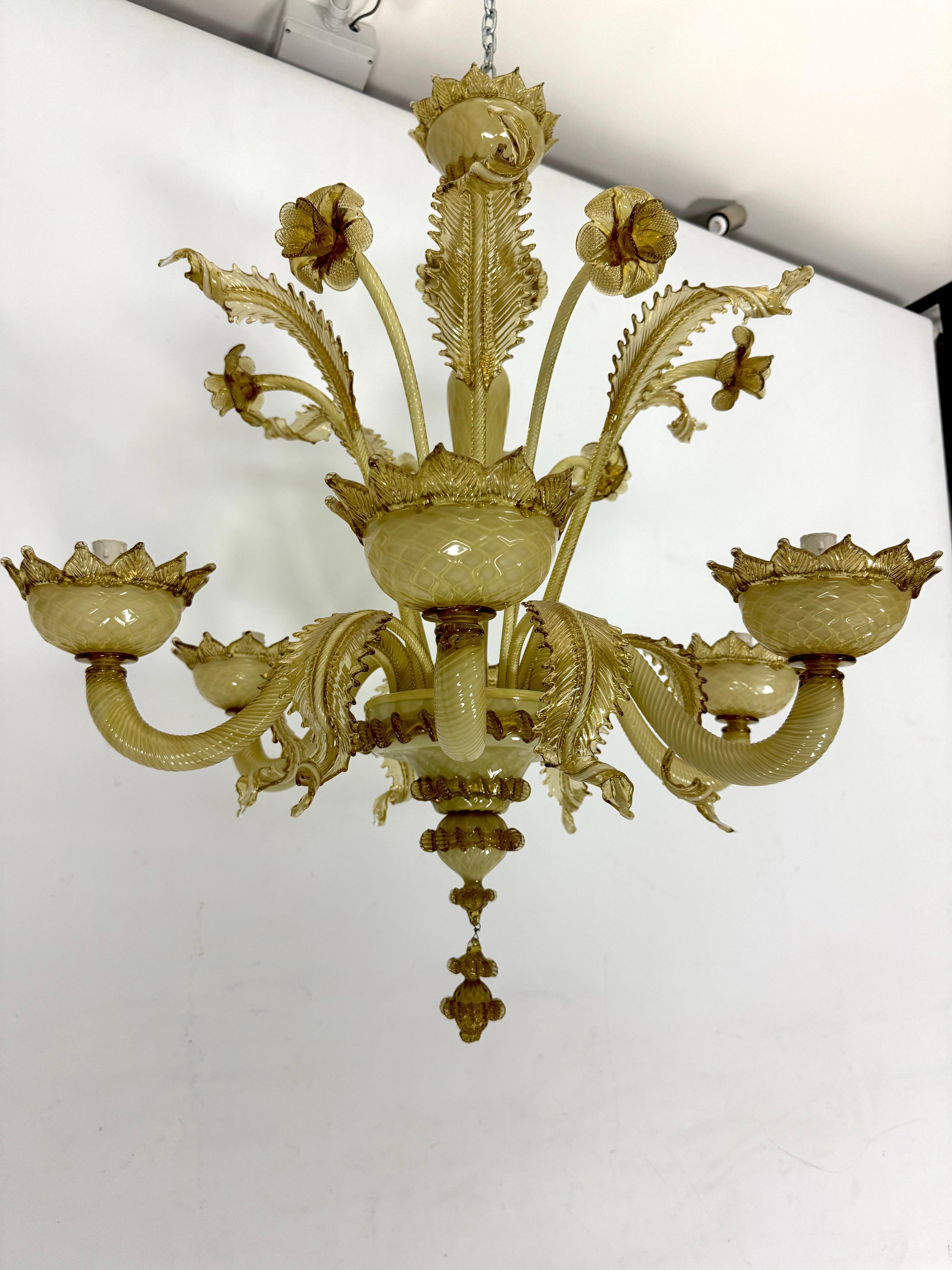 Vintage 6 arms handcrafted floral Murano glass chandelier with gold. Italy 1950s For Sale 8