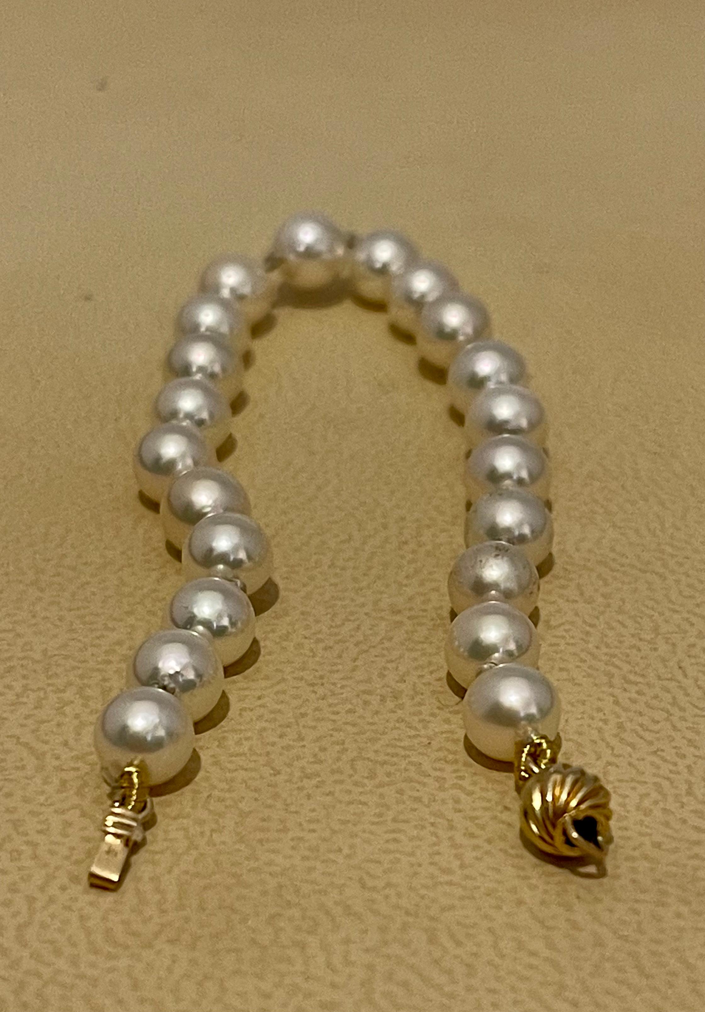 Klassisches japanisches Akoya-Perlenarmband, einreihig, Gelbgold im Zustand „Hervorragend“ in New York, NY