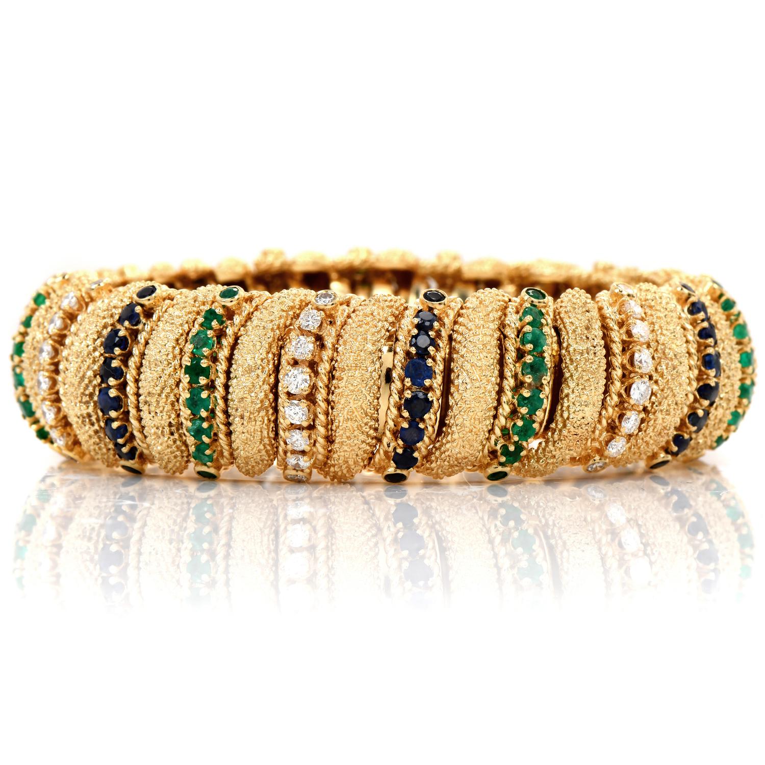 An upscale-looking Shrimp bracelet with optimum craftsmanship and detailing. 

This lovely classic estate Bangle bracelet is crafted in solid 18K yellow gold, with a beaded texture.

This bracelet is accented in several links with genuine round cut