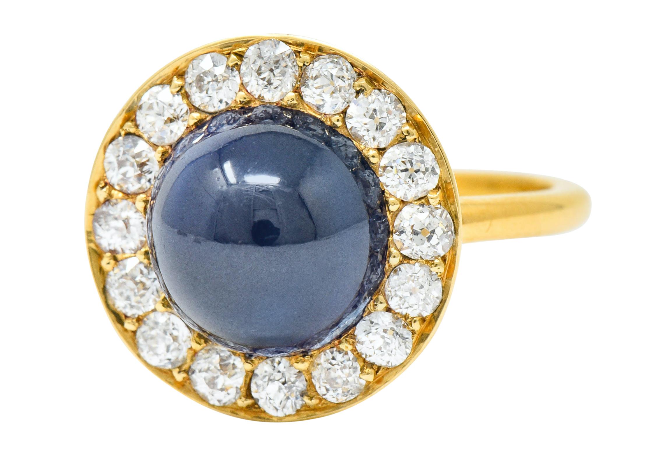 Women's or Men's Vintage 6.09 Carats No Heat Australian Sapphire Diamond 18 Karat Gold Ring
