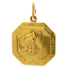 Ciondolo vintage in oro giallo 18 carati con medaglia a forma di tigre da 60,98 grammi