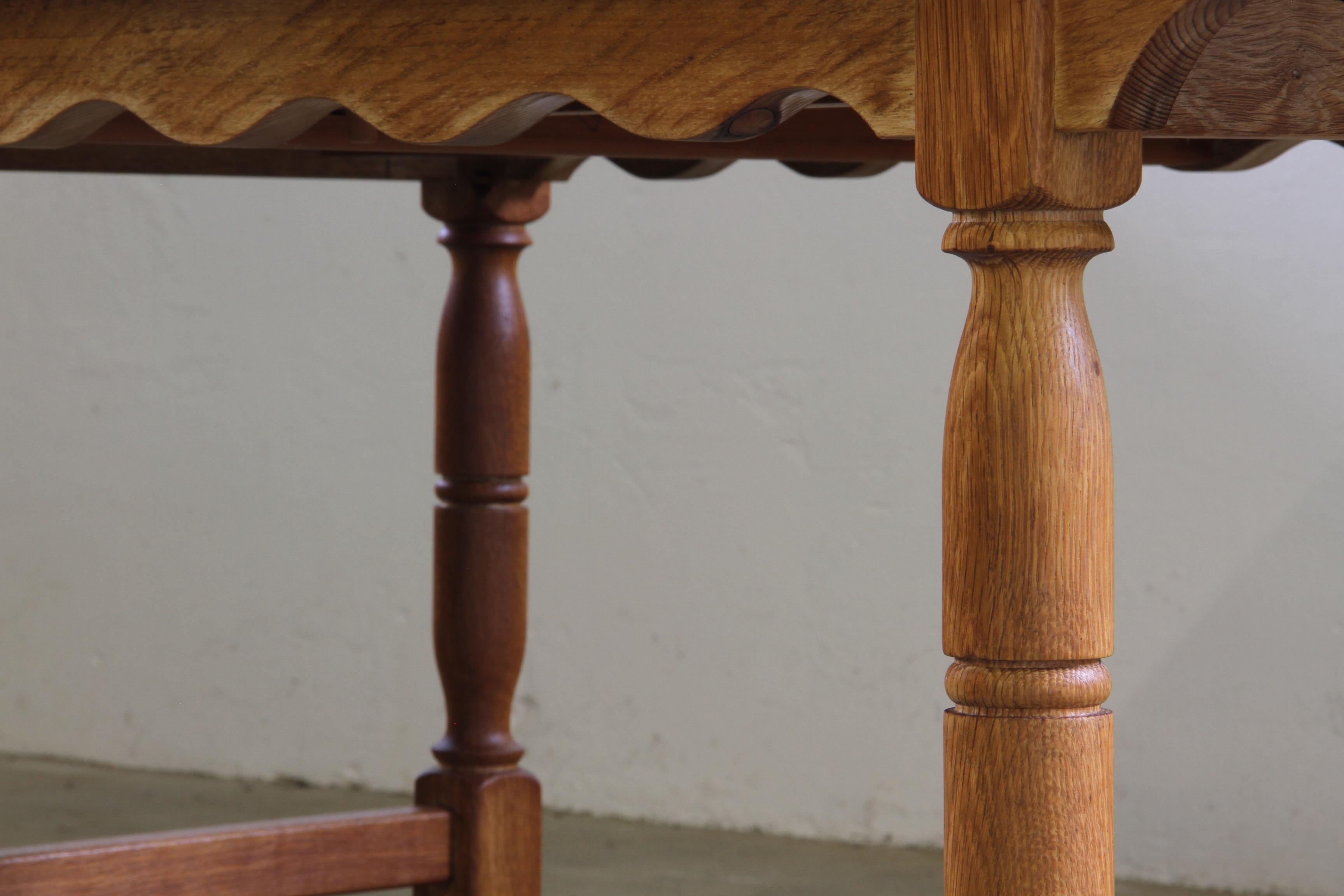 Vintage 60s Danish Brutalist Dining Table, in Light Oak, by Axel Ö Röck For Sale 4