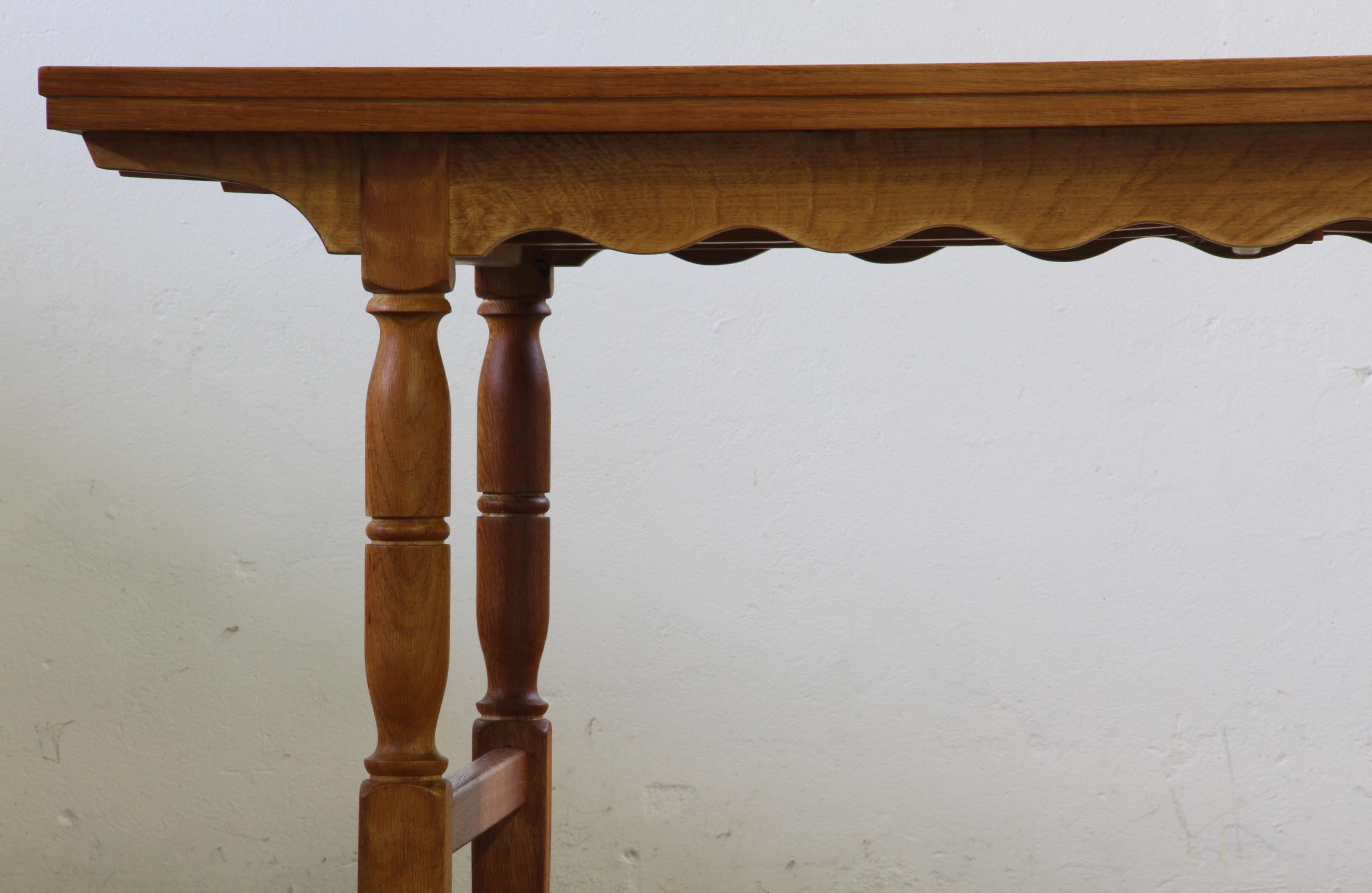 Vintage 60s Danish Brutalist Dining Table, in Light Oak, by Axel Ö Röck In Good Condition For Sale In Store Heddinge, DK